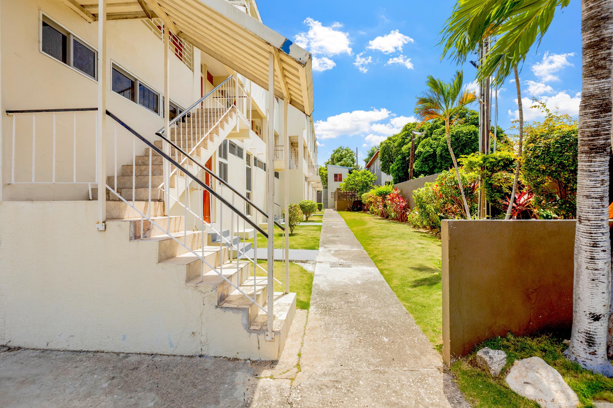 Apartment For Rent: UPPER MUSGRAVE AVE, Kingston 5 | $150,000 photo 6