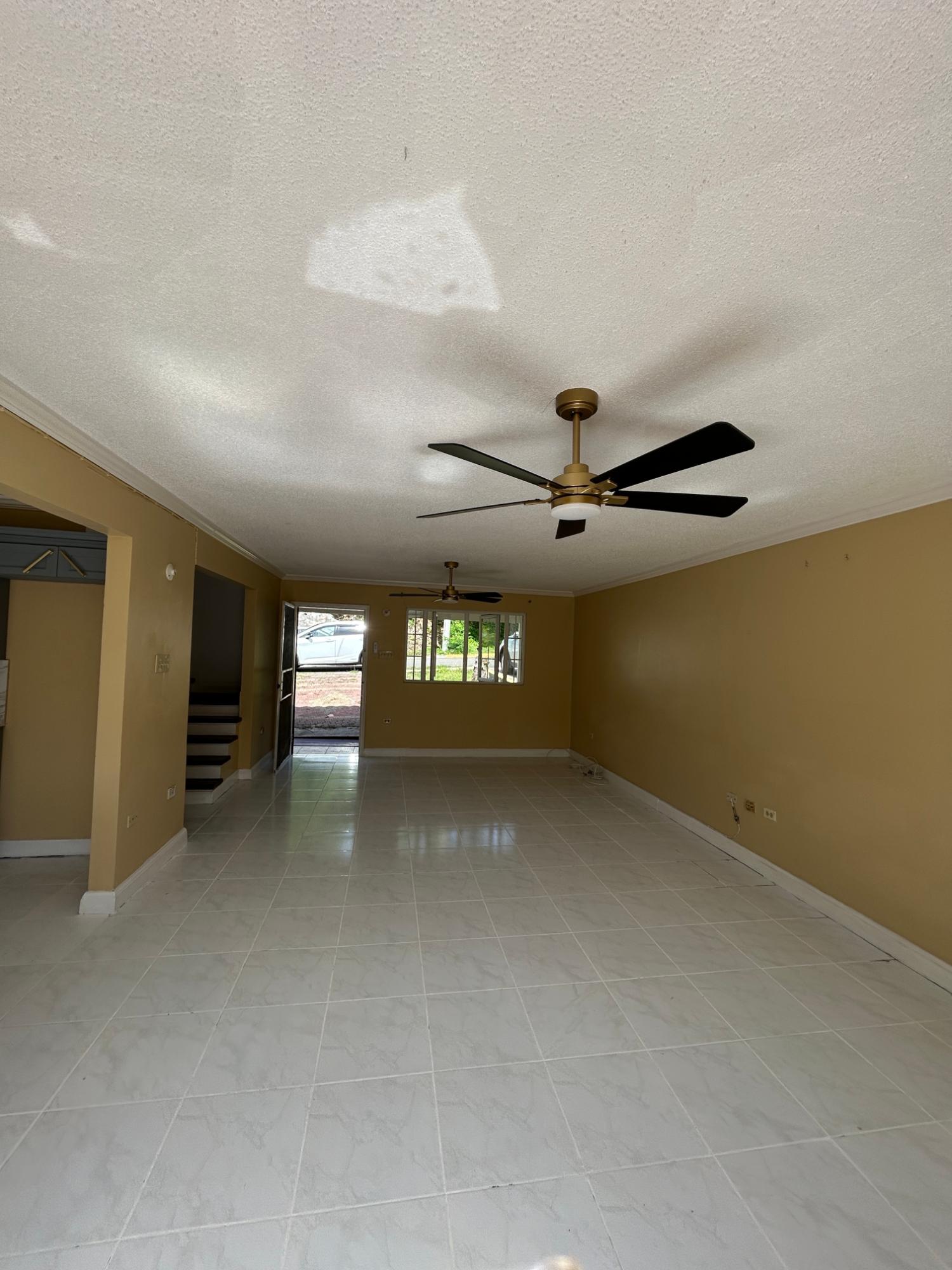 Townhouse For Rent: MANGO WALK COUNTRY CLUB, Mango Walk C-Club | $1,600 photo 4