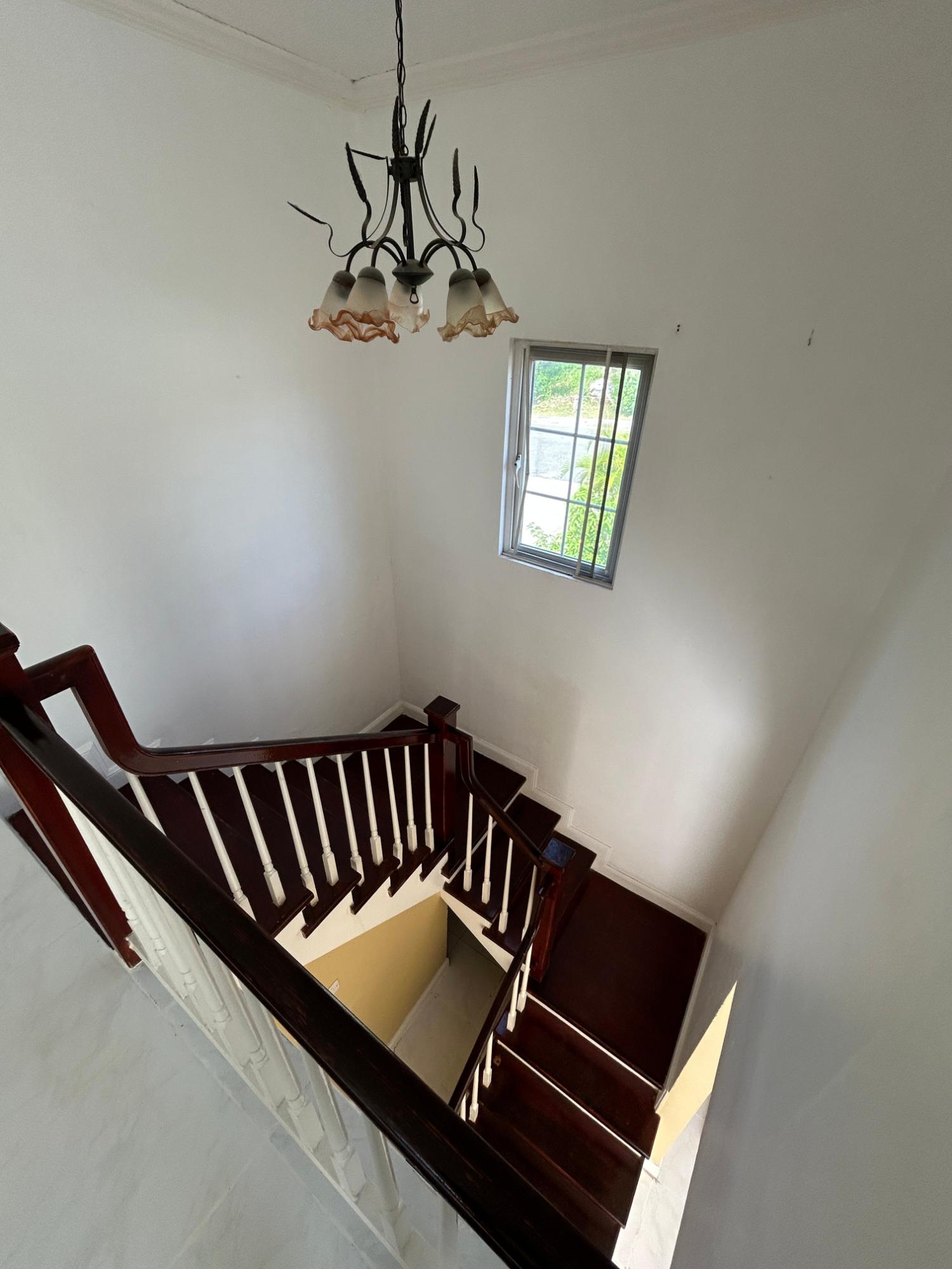 Townhouse For Rent: MANGO WALK COUNTRY CLUB, Mango Walk C-Club | $1,600 photo 14