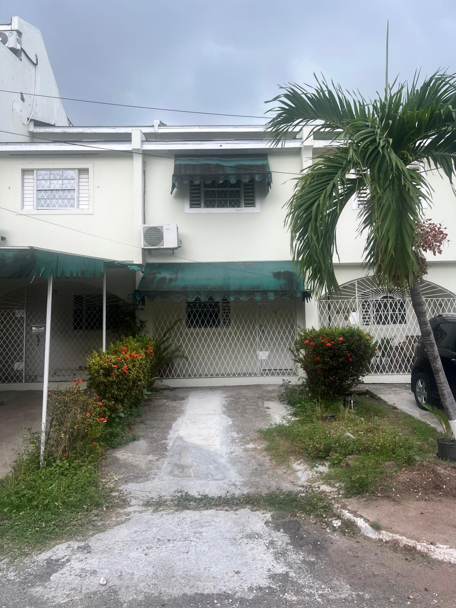 Townhouse For Rent: WASHINGTON BOULEVARD, Kingston 20 | $180,000 photo 5