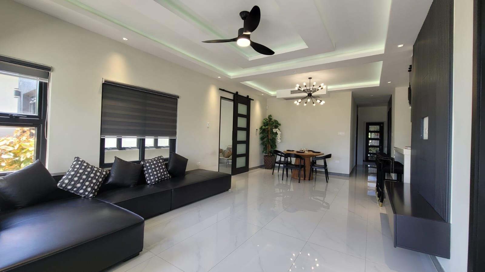 House For Sale: PARADISIAC BEACH CLUB, Ocho Rios | $555,000 photo 3