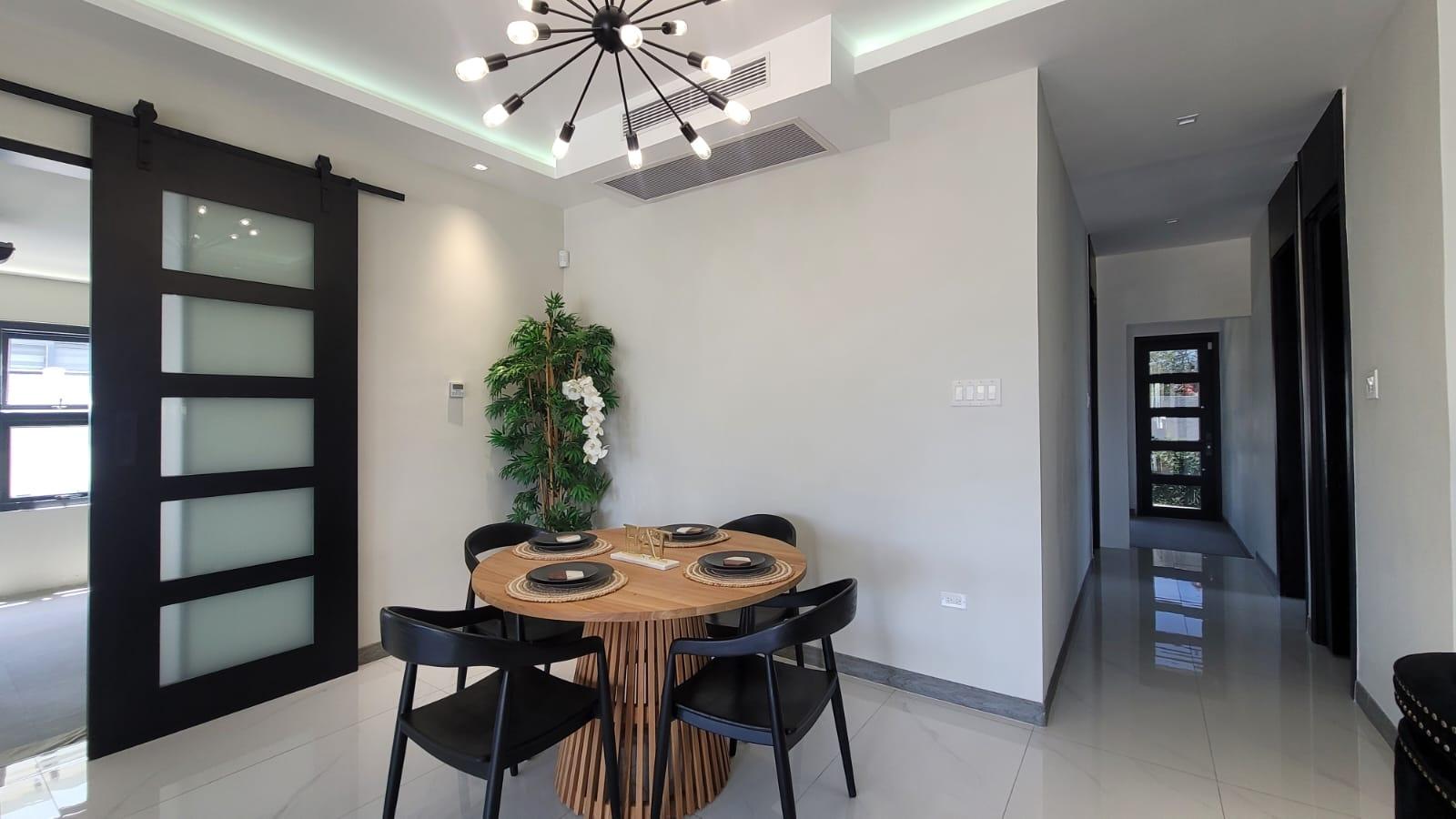 House For Sale: PARADISIAC BEACH CLUB, Ocho Rios | $555,000 photo 11