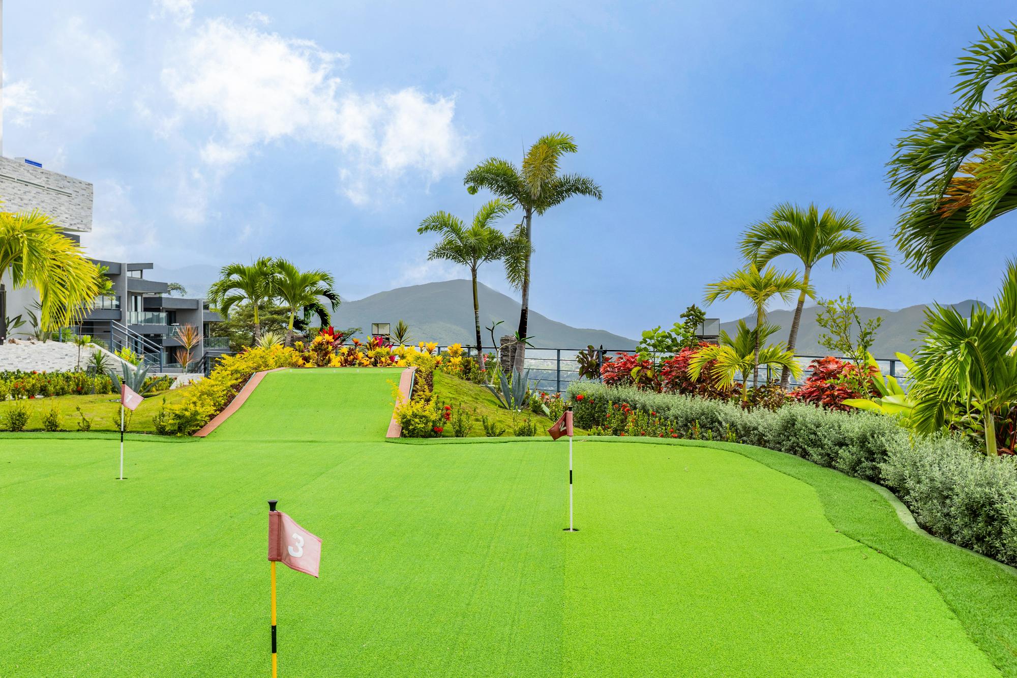 Apartment For Sale: SPYGLASS, Kingston 6 | $720,000 photo 15