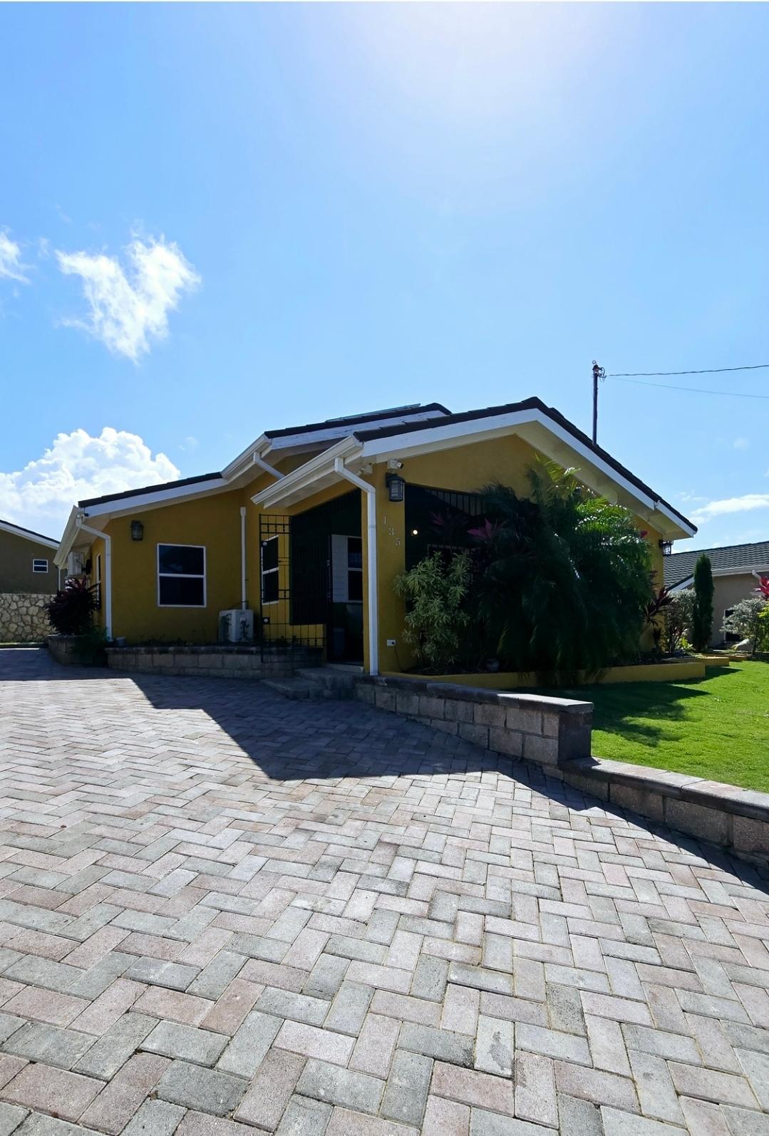 House For Sale: STONEBROOK MANOR, STONEBROOK | $420,000 photo 3