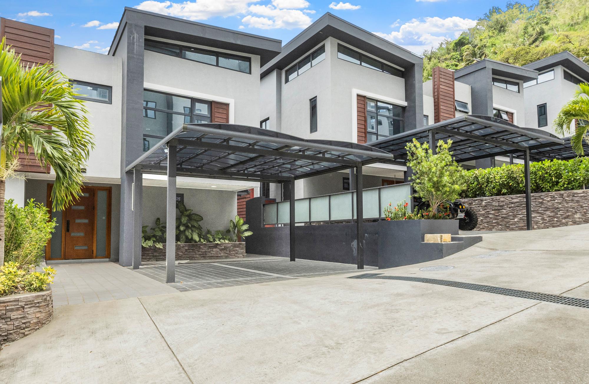 Townhouse For Sale: TAVISTOCK, Kingston 6 | $990,000 photo 2
