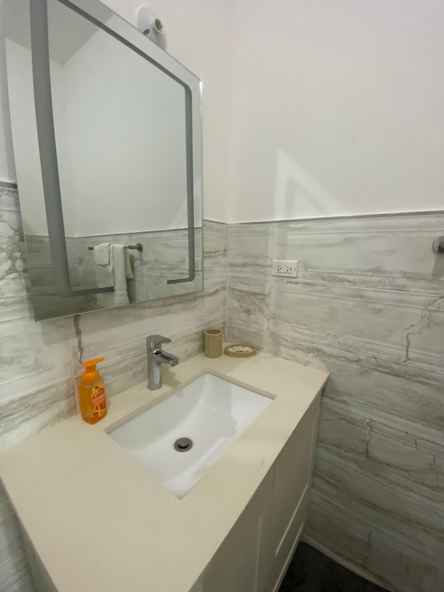 Apartment For Rent: KINGS DRIVE, Kingston 6 | $2,000 photo 8