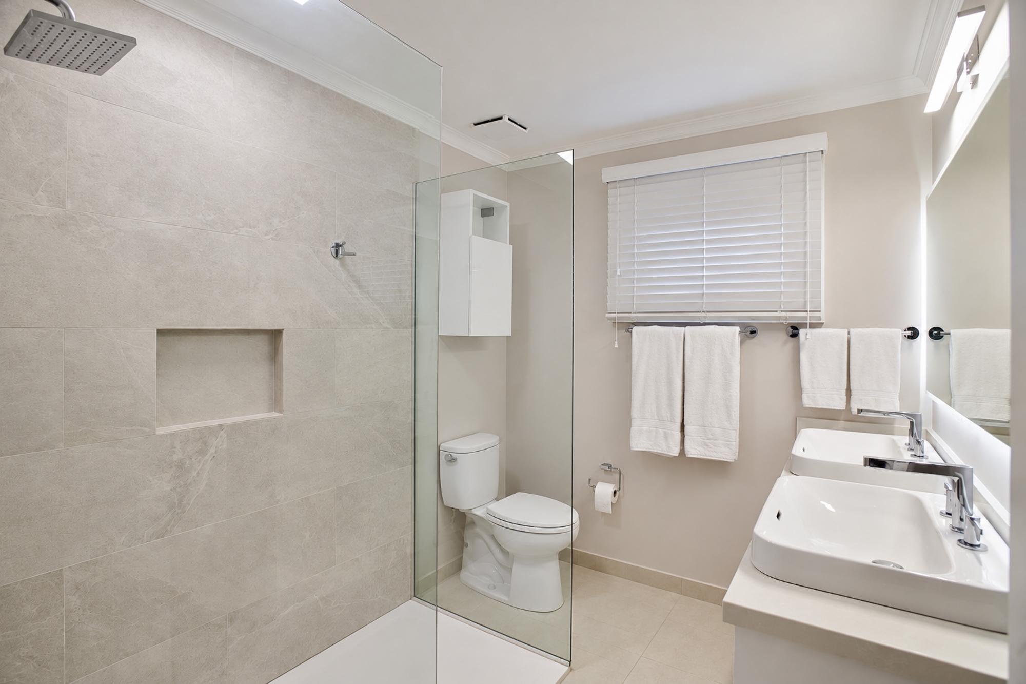 Apartment For Rent: GARDEN CLOSE, Kingston 8 | $2,300 photo 12