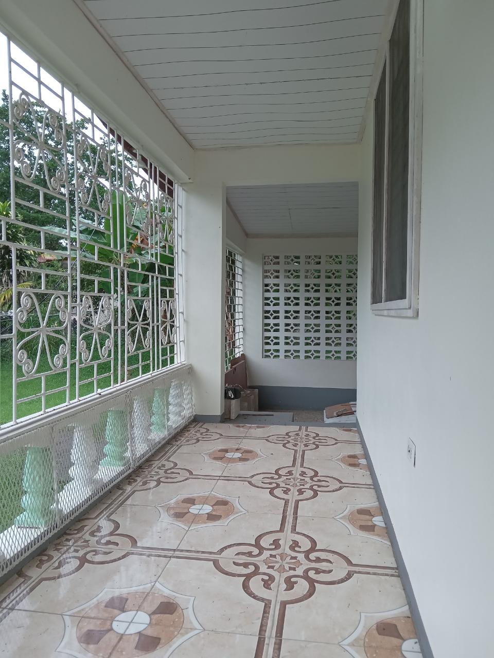 House For Sale: LLANRUMNEY , PORT MARIA,, Llanrumney | $160,000 photo 8