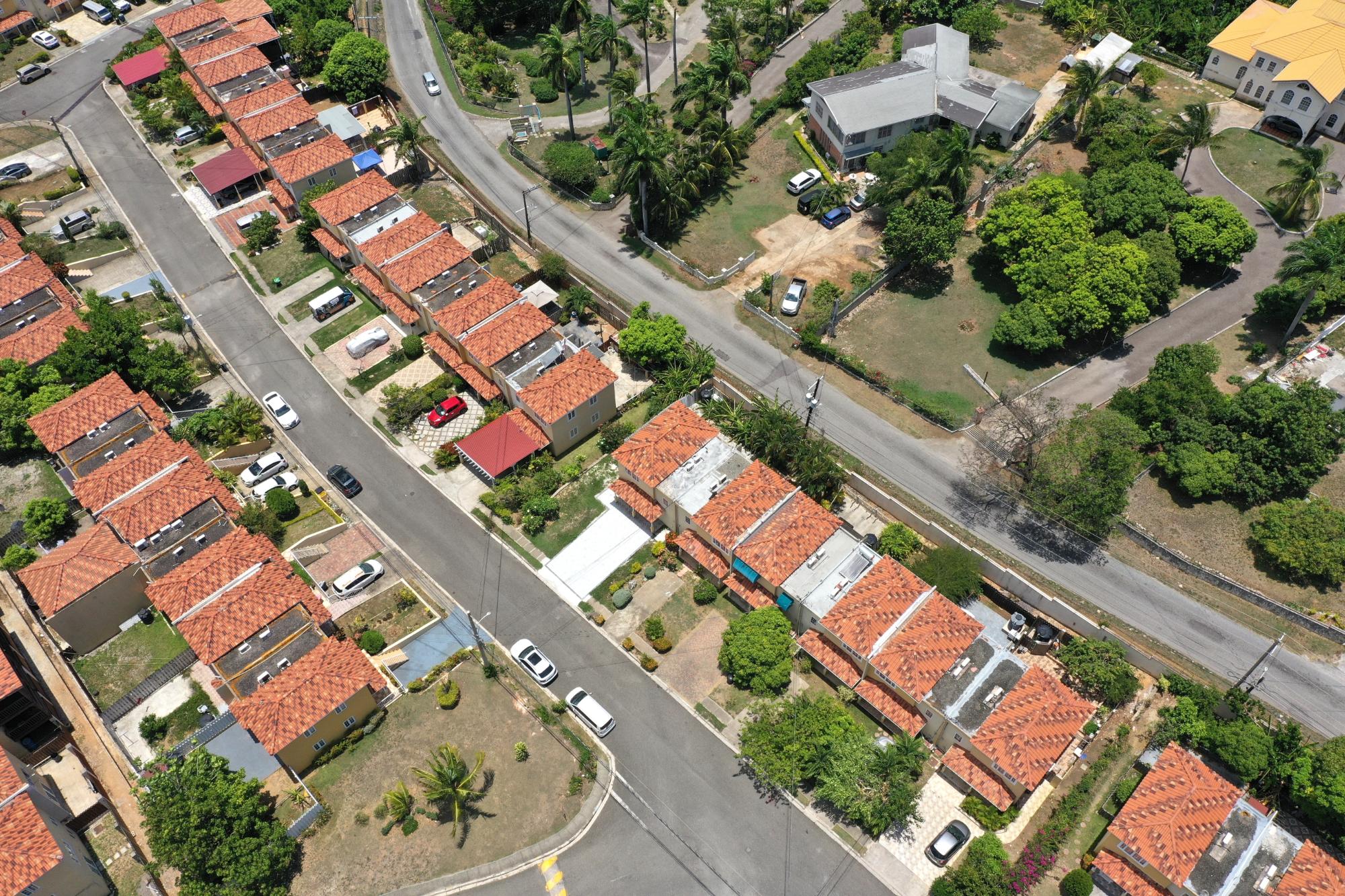 Townhouse For Rent: MANGO WALK BOULEVARD, Montego Bay | $2,500 photo 7