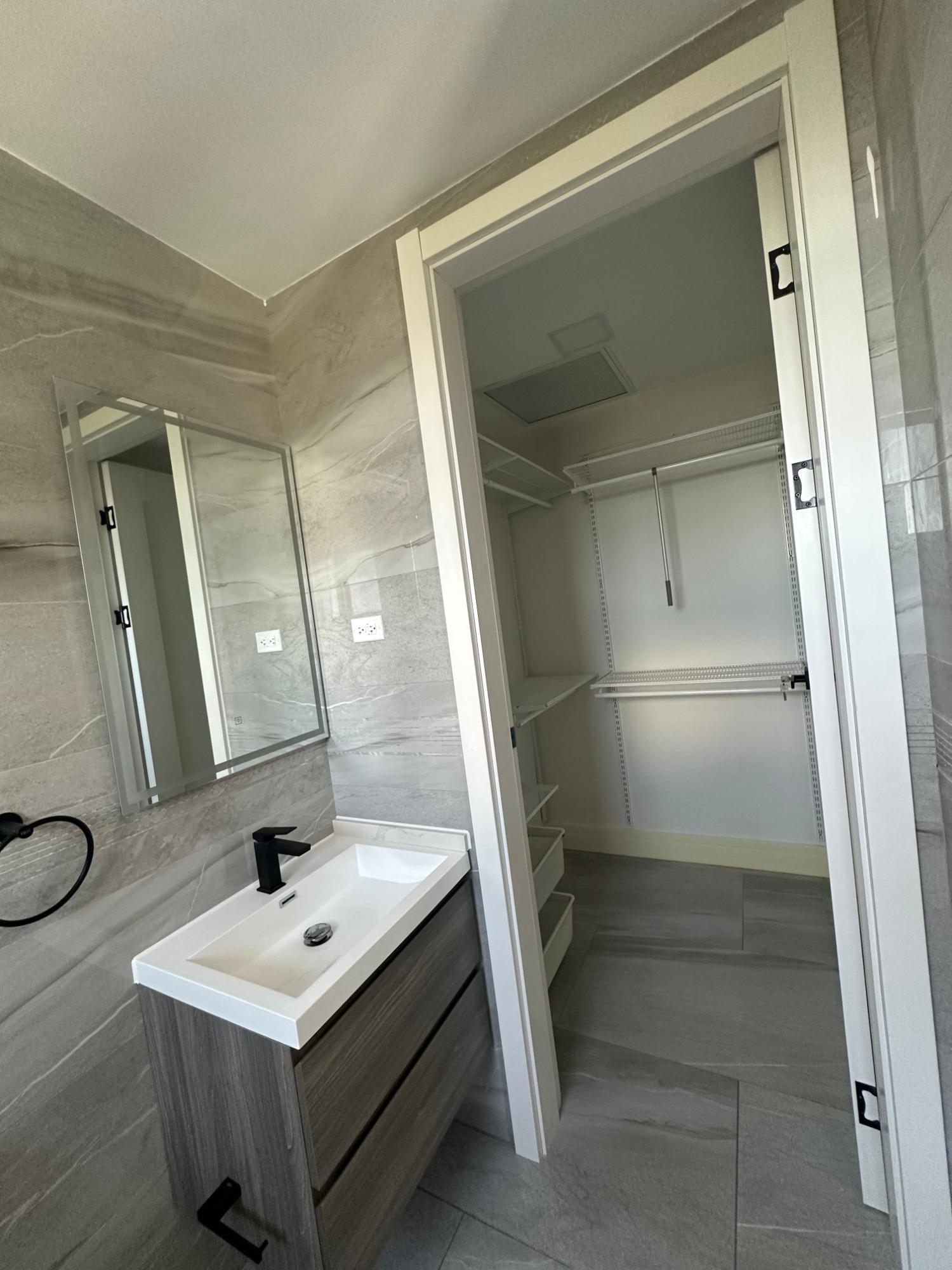 Apartment For Rent: SPYGLASS-TAVISTOCK, Kingston 6 | $3,200 photo 16