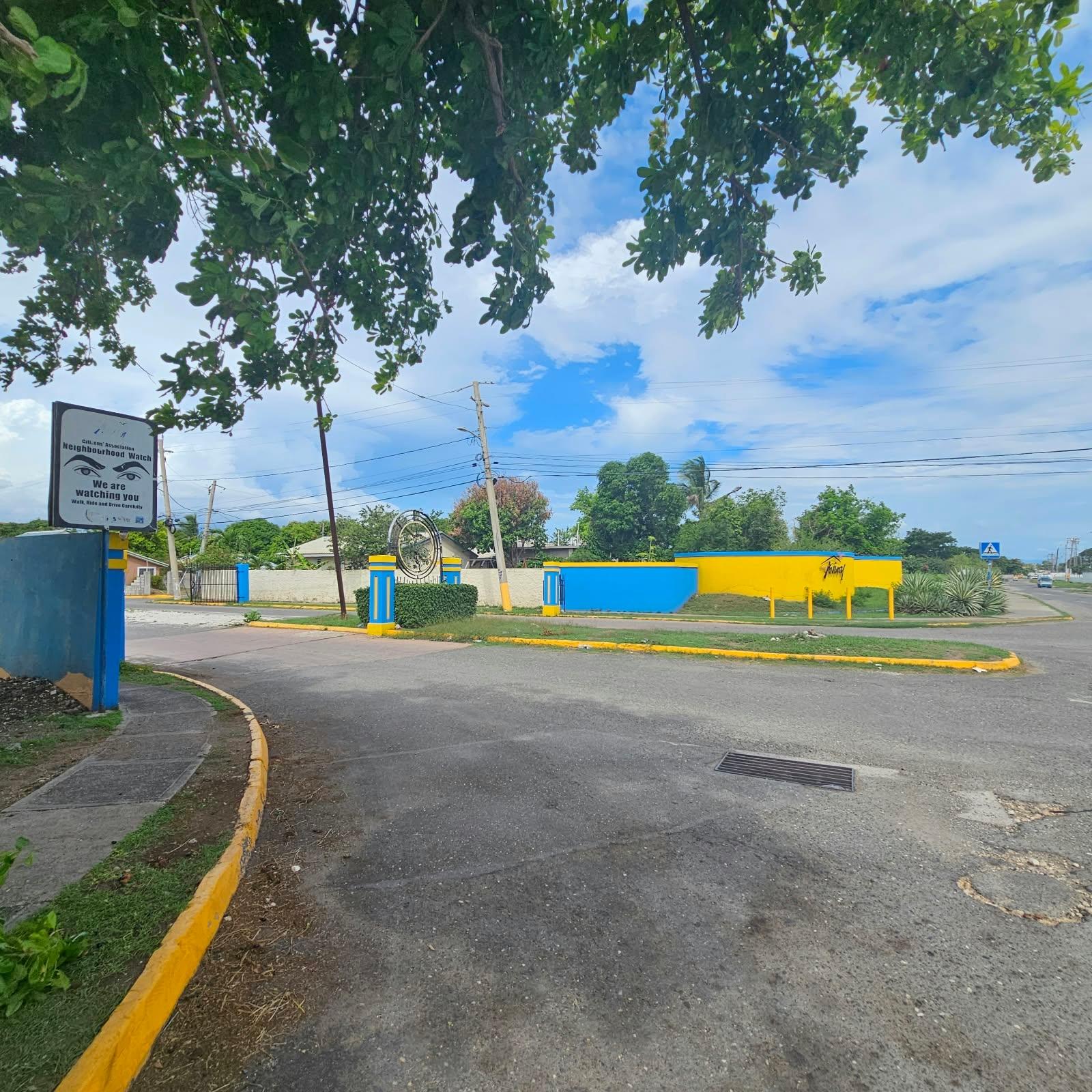 House For Sale: BLUEQUIT CIRCLE, Old Harbour | $22,000,000 photo 4