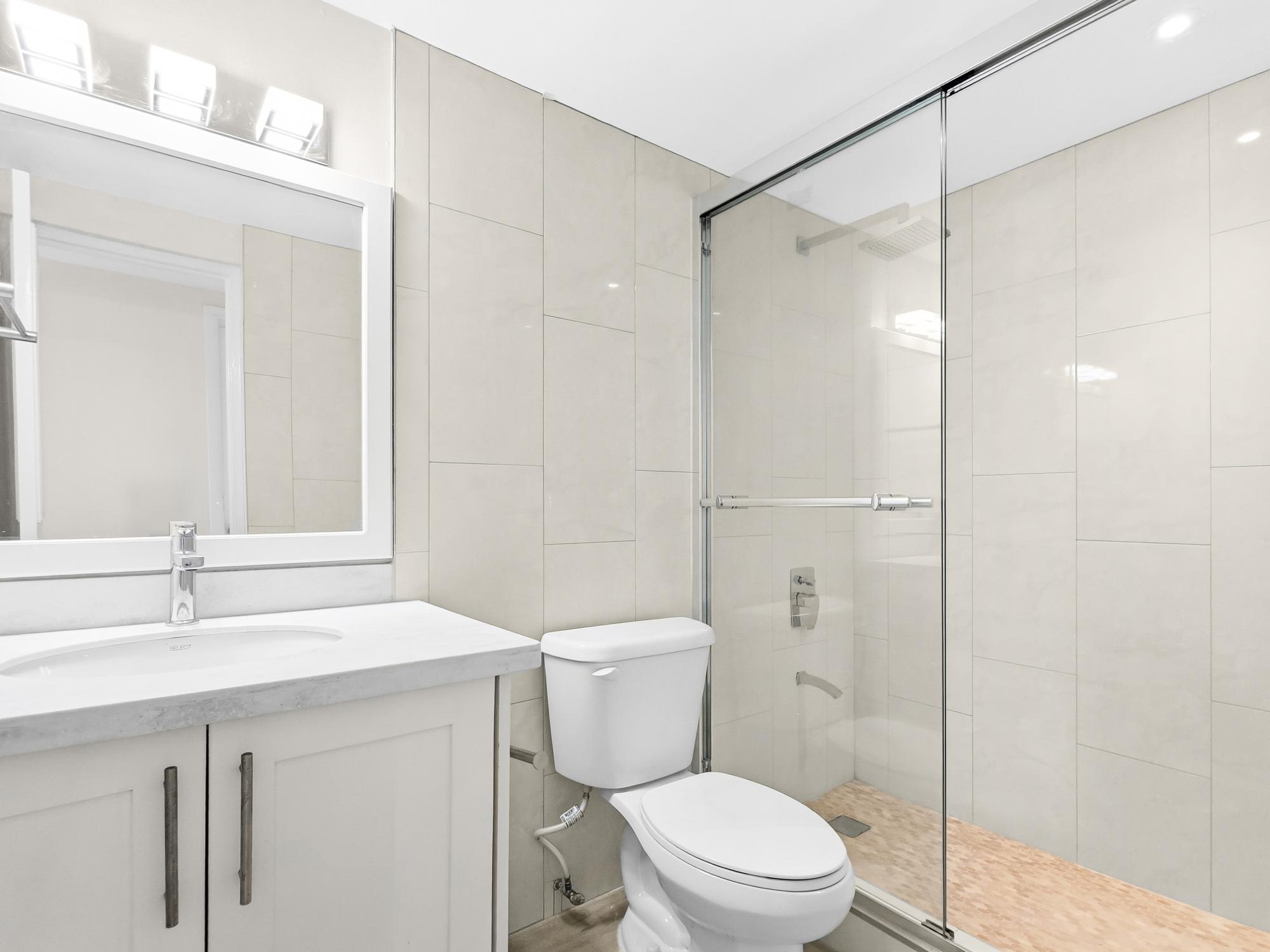Apartment For Rent: MANOR COURT, Kingston 8 | $2,200 photo 12