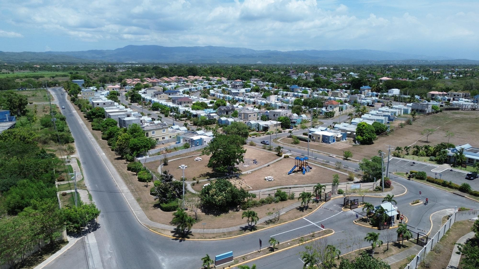 House For Rent: STEM AVENUE, JACARANDA (U/C) | $0 photo 15