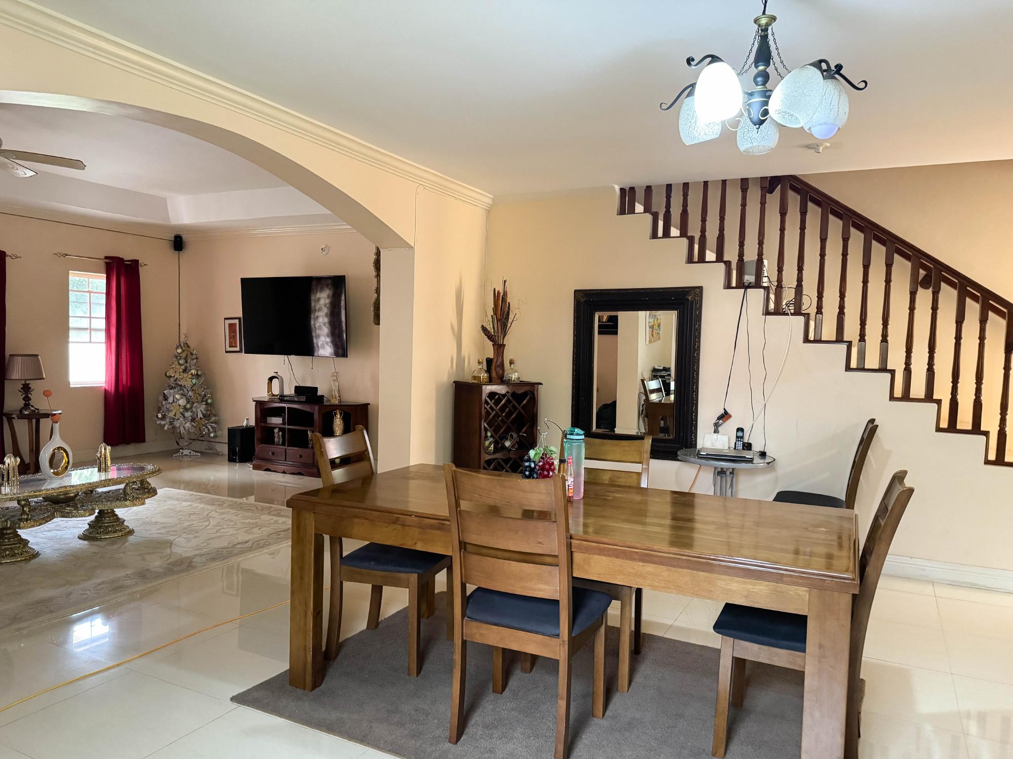 Townhouse For Sale: MORELANDS ESTATES, Mandeville | $48,000,000 photo 10