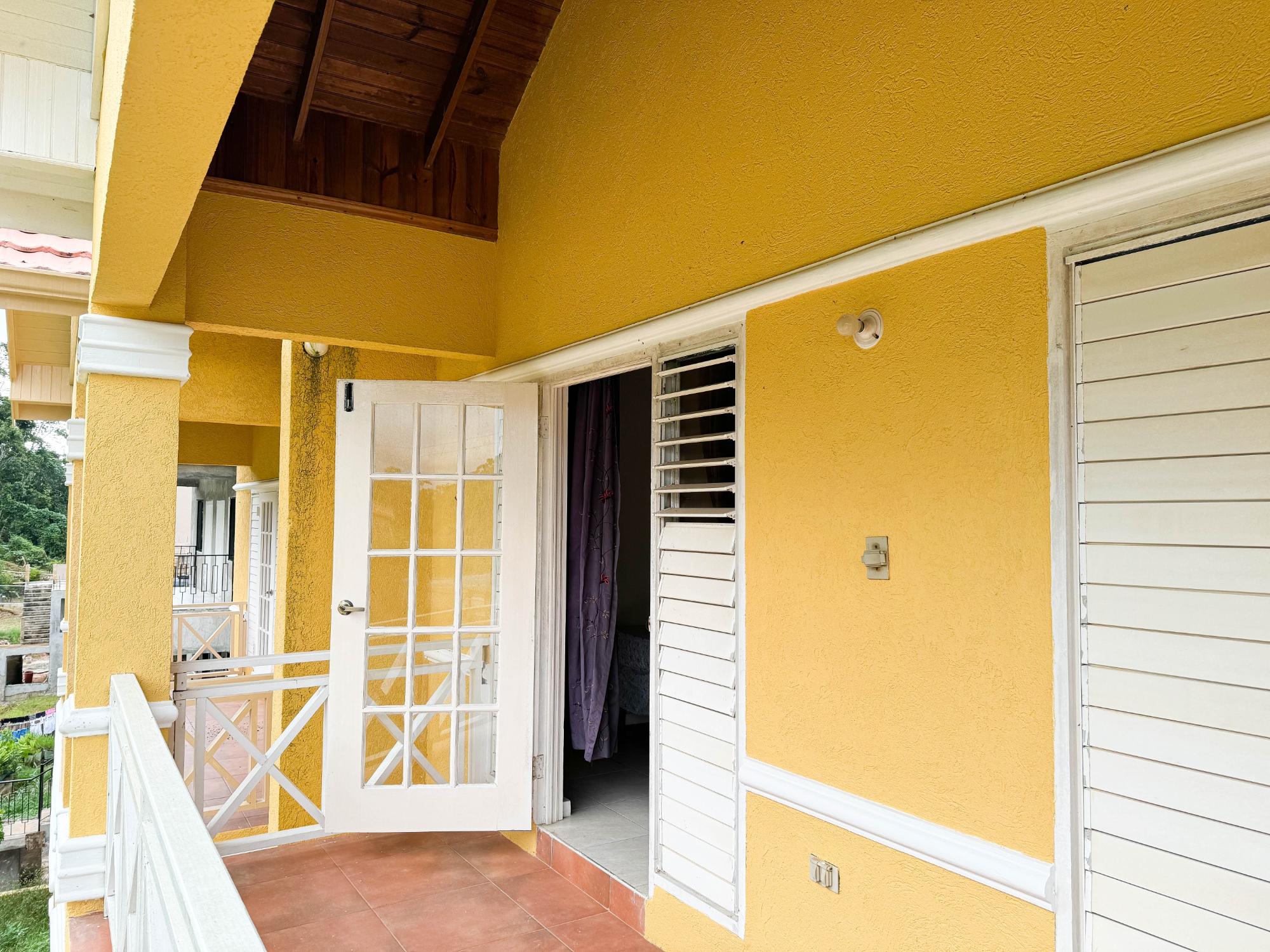 Townhouse For Sale: MORELANDS ESTATES, Mandeville | $48,000,000 photo 17