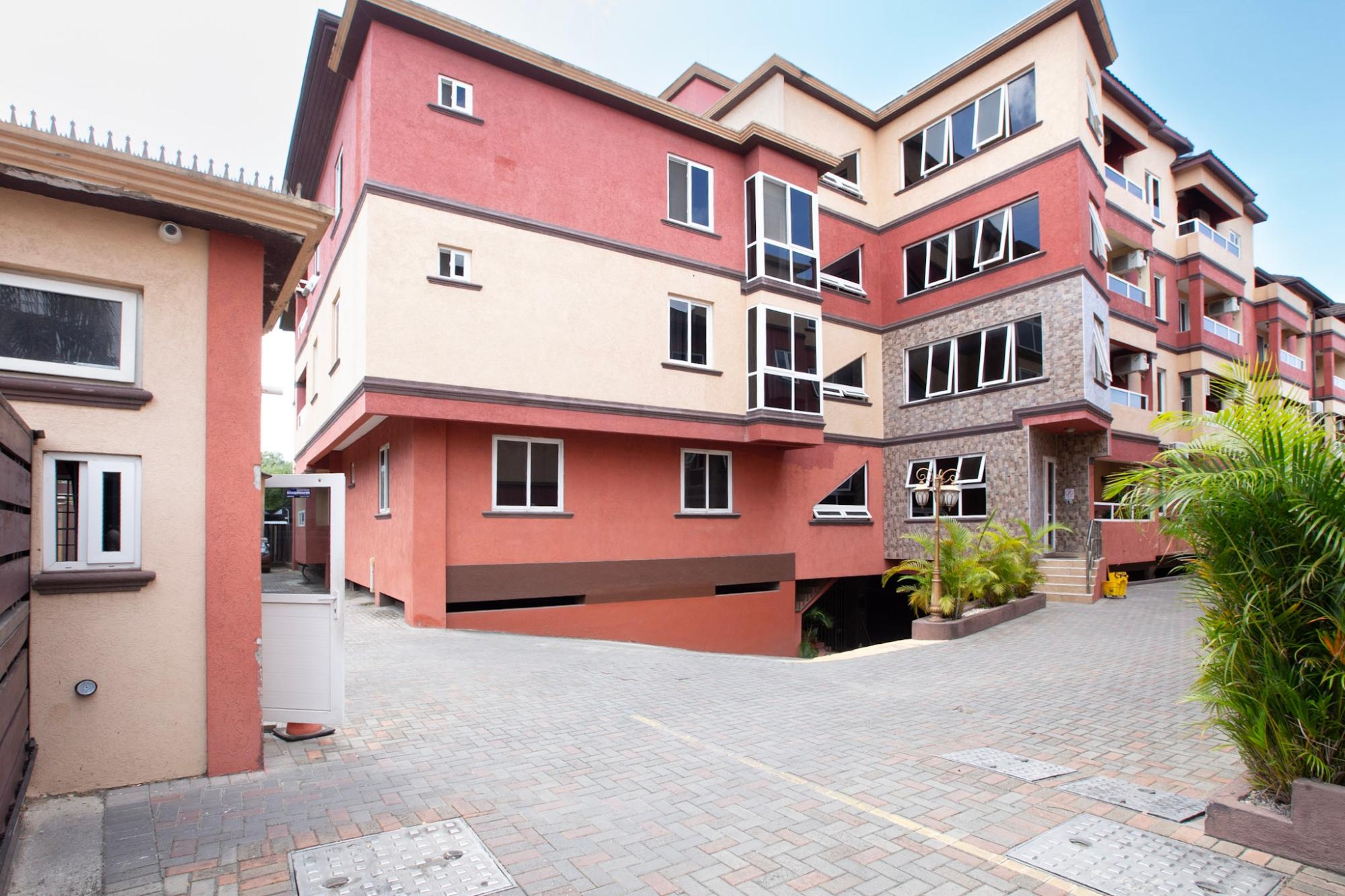 Apartment For Rent: WASHINGTON DRIVE, Kingston 10 | $1,800 photo 2