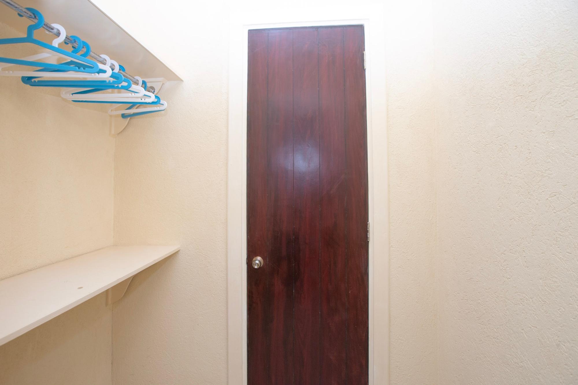 Apartment For Rent: WASHINGTON DRIVE, Kingston 10 | $1,800 photo 18