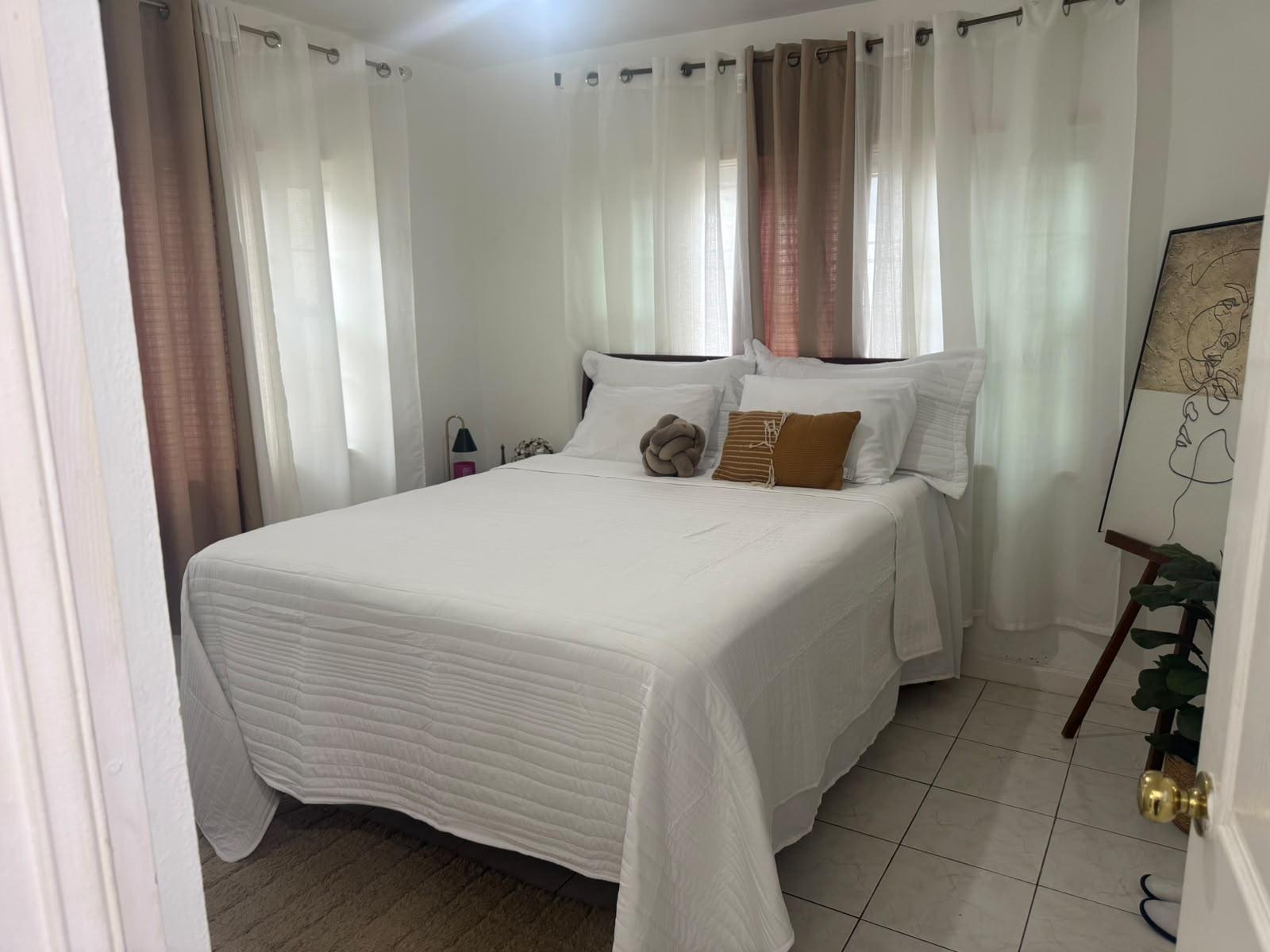 Apartment For Rent: PATRICKS HEIGHTS MANOR, Kingston 19 | $150,000 photo 7