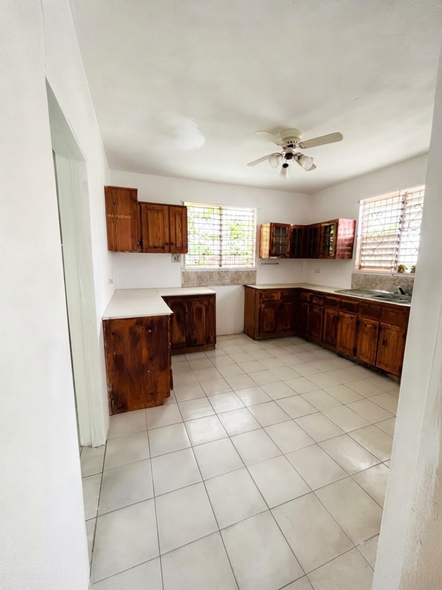 House For Sale: SUNSET MEWS BOSCOBEL HEIG, Boscobel Heights | $200,000 photo 16
