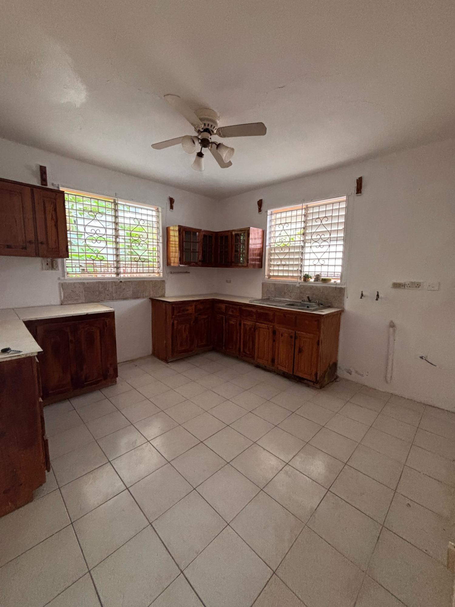 House For Sale: SUNSET MEWS BOSCOBEL HEIG, Boscobel Heights | $200,000 photo 17