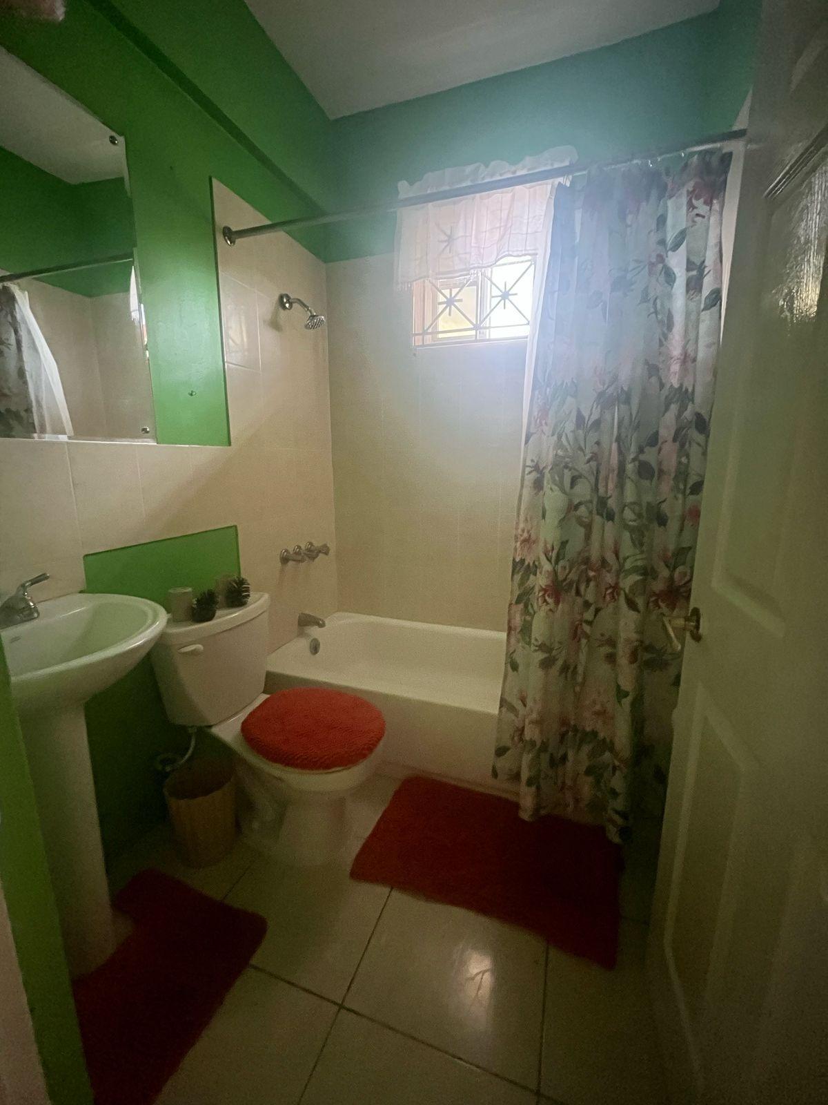 Apartment For Rent: LILFORD AVENUE, Kingston 6 | $160,000 photo 7