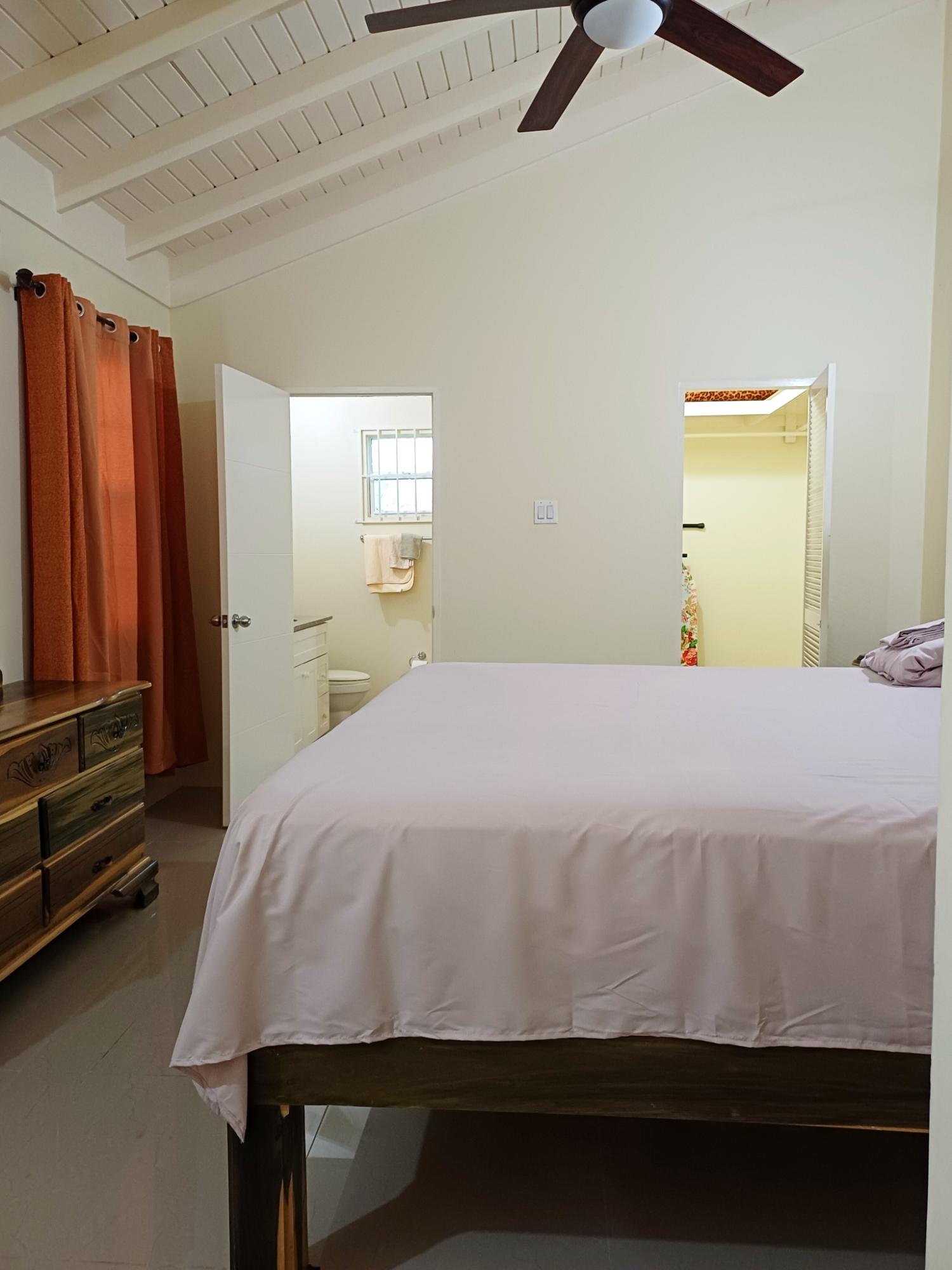 House For Rent: STONEBROOK MANOR, STONEBROOK | $1,700 photo 4