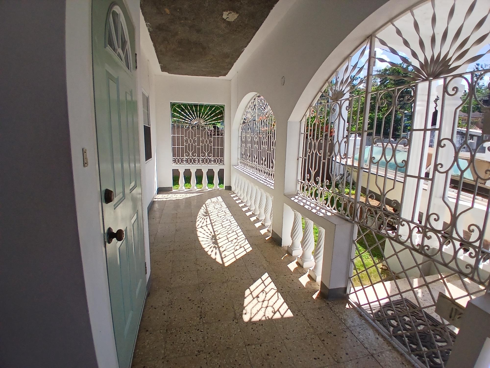 House For Rent: MOUNT EDGECOMBE, Runaway Bay | $85,000