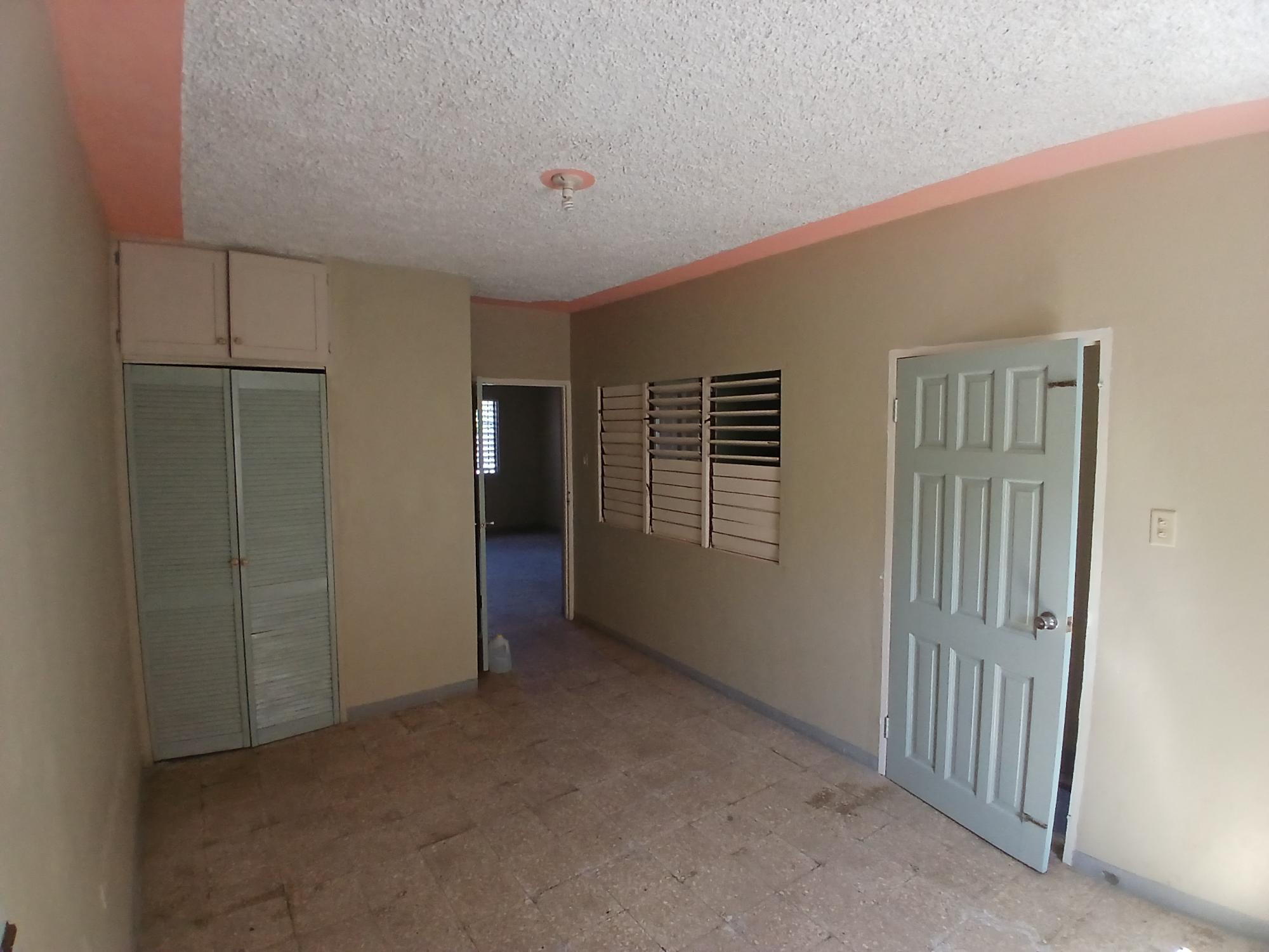 House For Rent: MOUNT EDGECOMBE, Runaway Bay | $85,000 photo 7