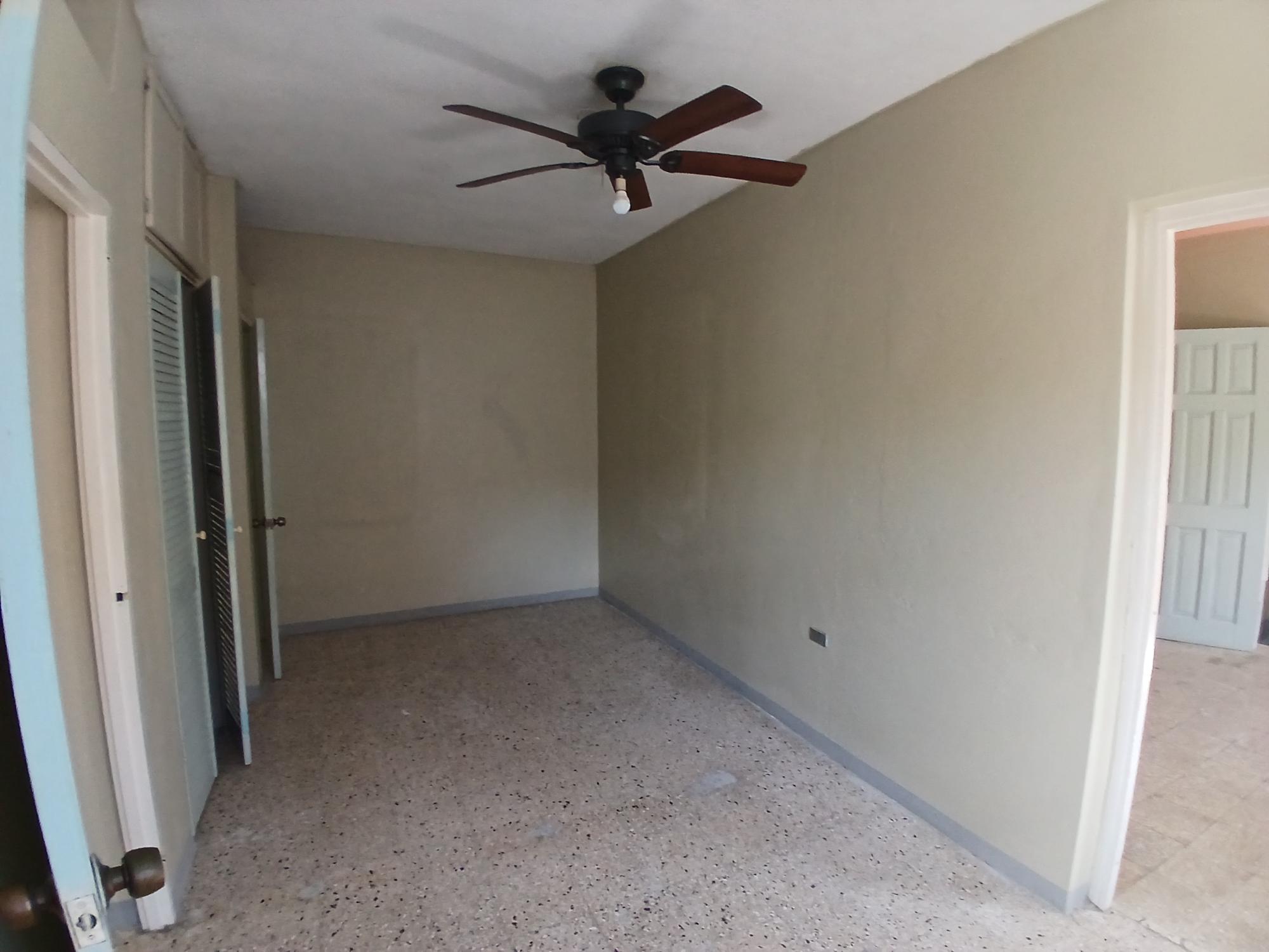 House For Rent: MOUNT EDGECOMBE, Runaway Bay | $85,000 photo 8
