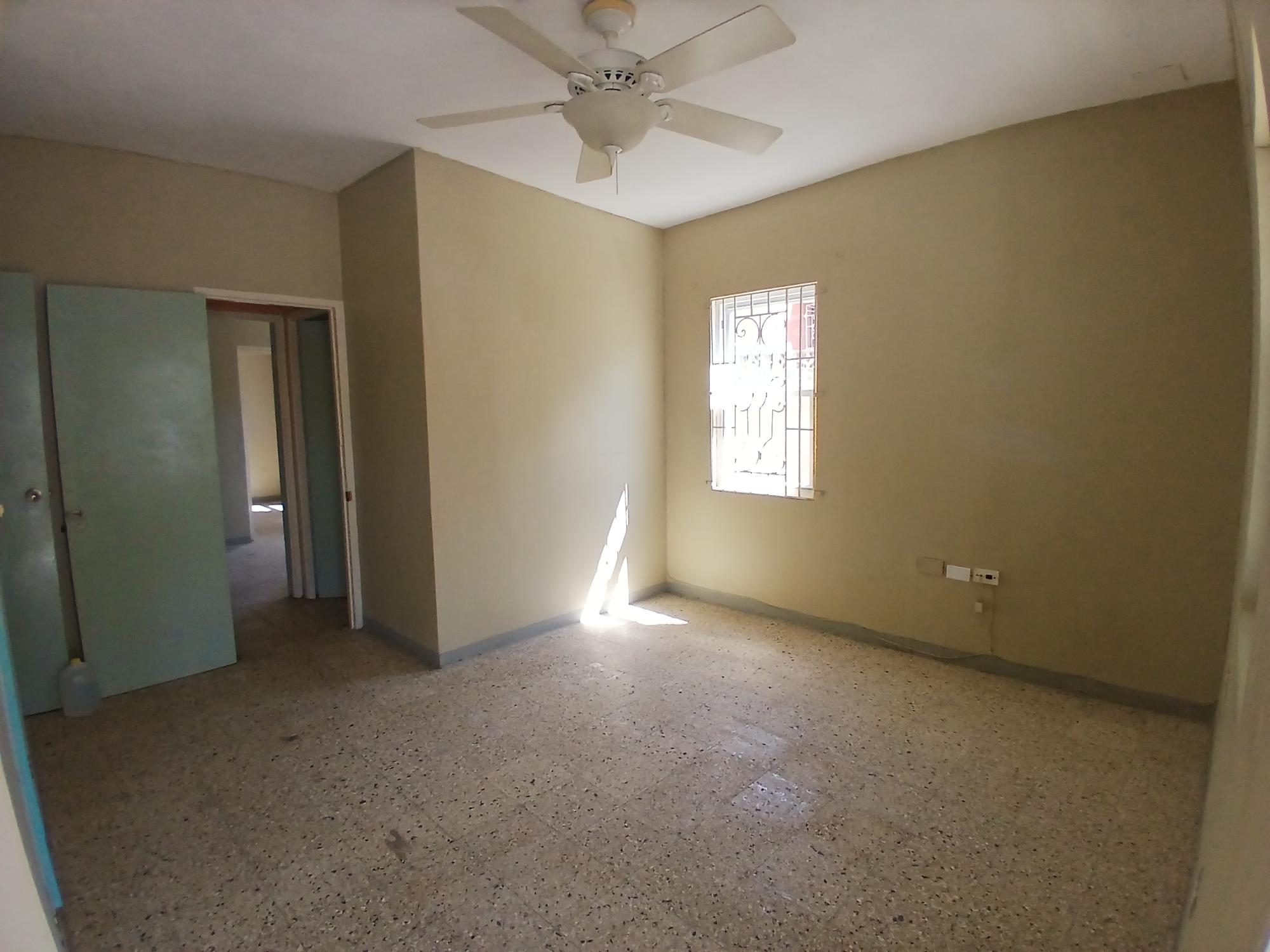 House For Rent: MOUNT EDGECOMBE, Runaway Bay | $85,000 photo 12
