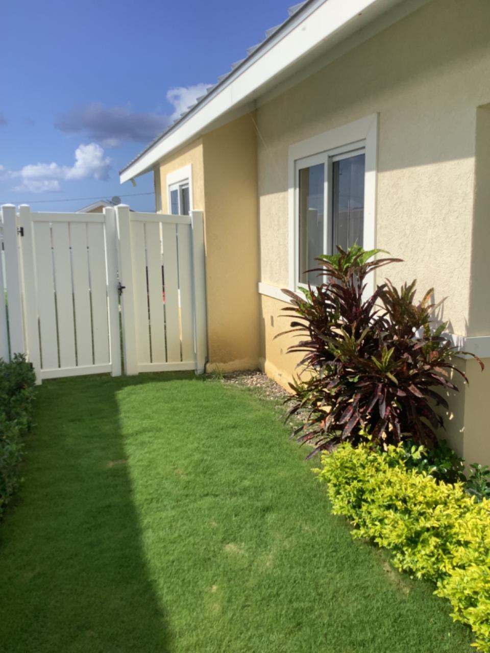House For Rent: OCEANPOINTE, Lucea | $1,200 photo 4