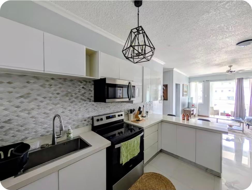 Apartment For Sale: KENSINGTON CRESCENT, Kingston 5 | $36,000,000 photo 9