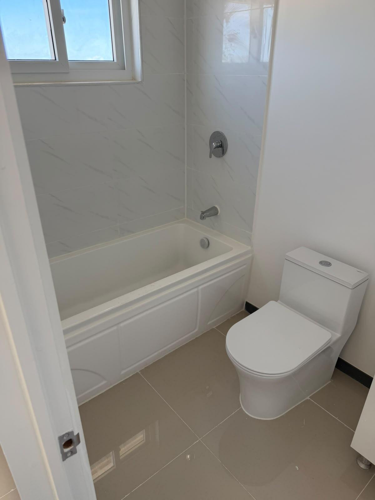 Townhouse For Rent: EDMUND RIDGE ESTATE PHASE, Montego Bay | $210,000 photo 14