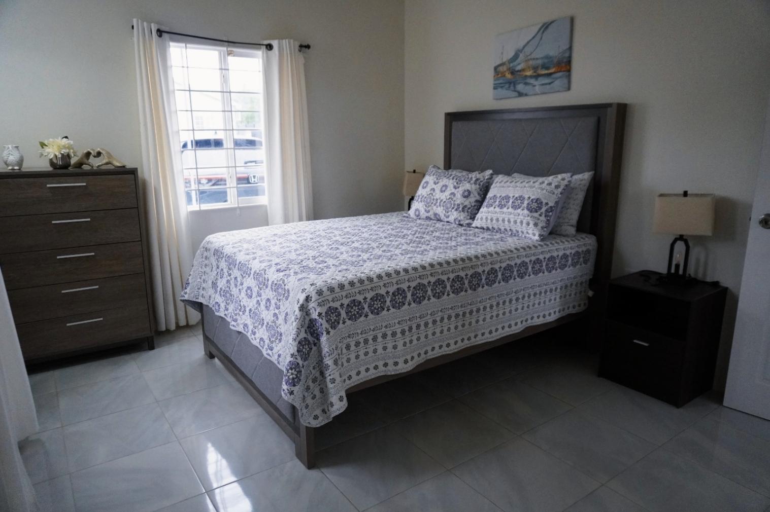 House For Rent: CAMELOT DRIVE DISCOVERY B, Runaway Bay | $1,200 photo 15