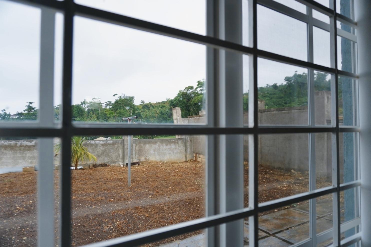 House For Rent: CAMELOT DRIVE DISCOVERY B, Runaway Bay | $1,200 photo 20