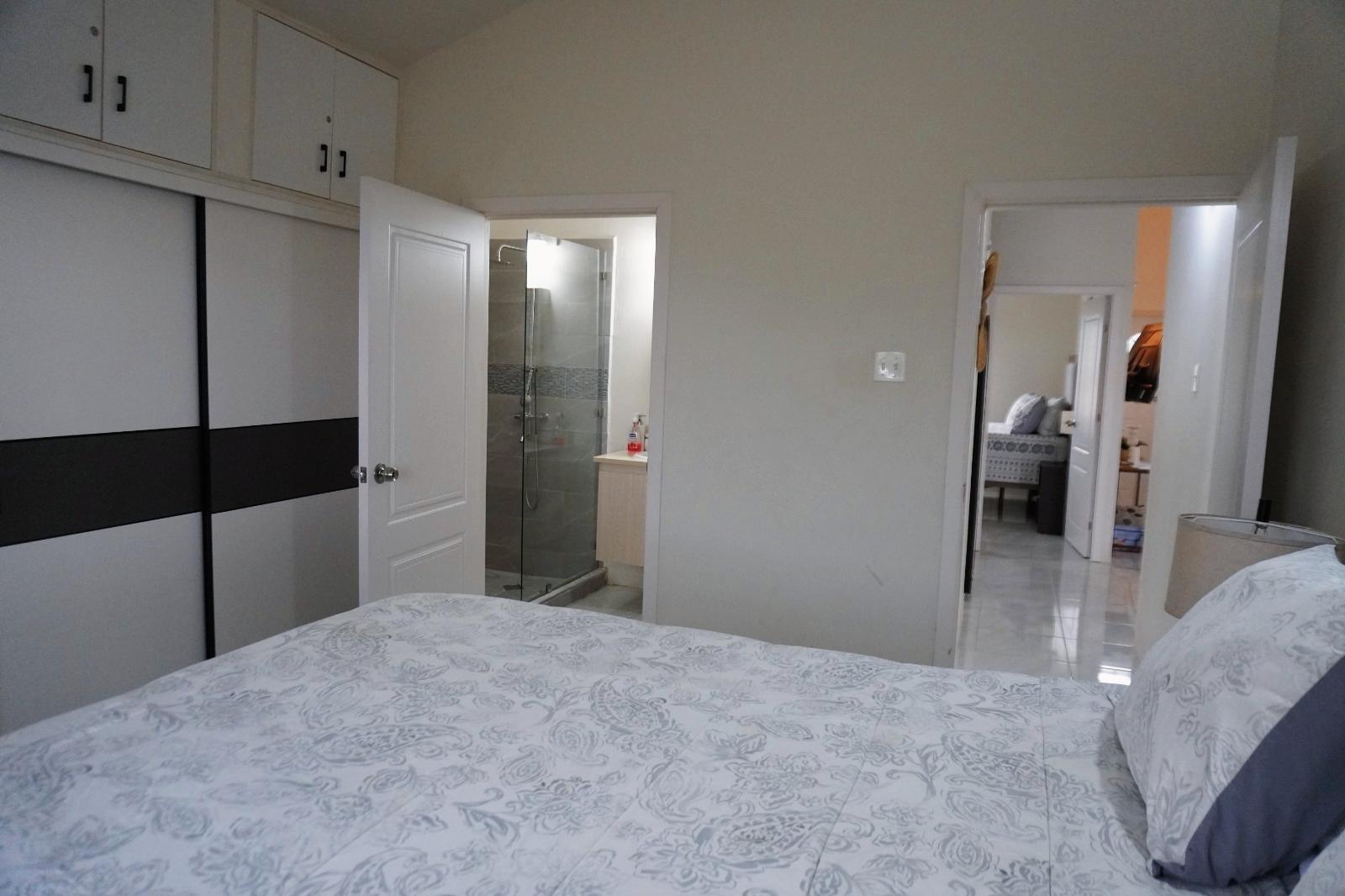 House For Rent: CAMELOT DRIVE DISCOVERY B, Runaway Bay | $1,200 photo 22