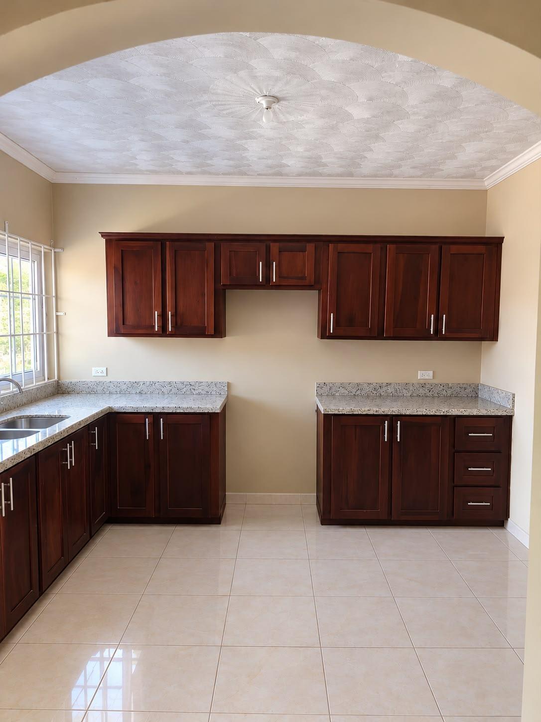 Apartment For Sale: BALMORAL HEIGHTS TOWER IS, Tower Isle | $920,000 photo 13