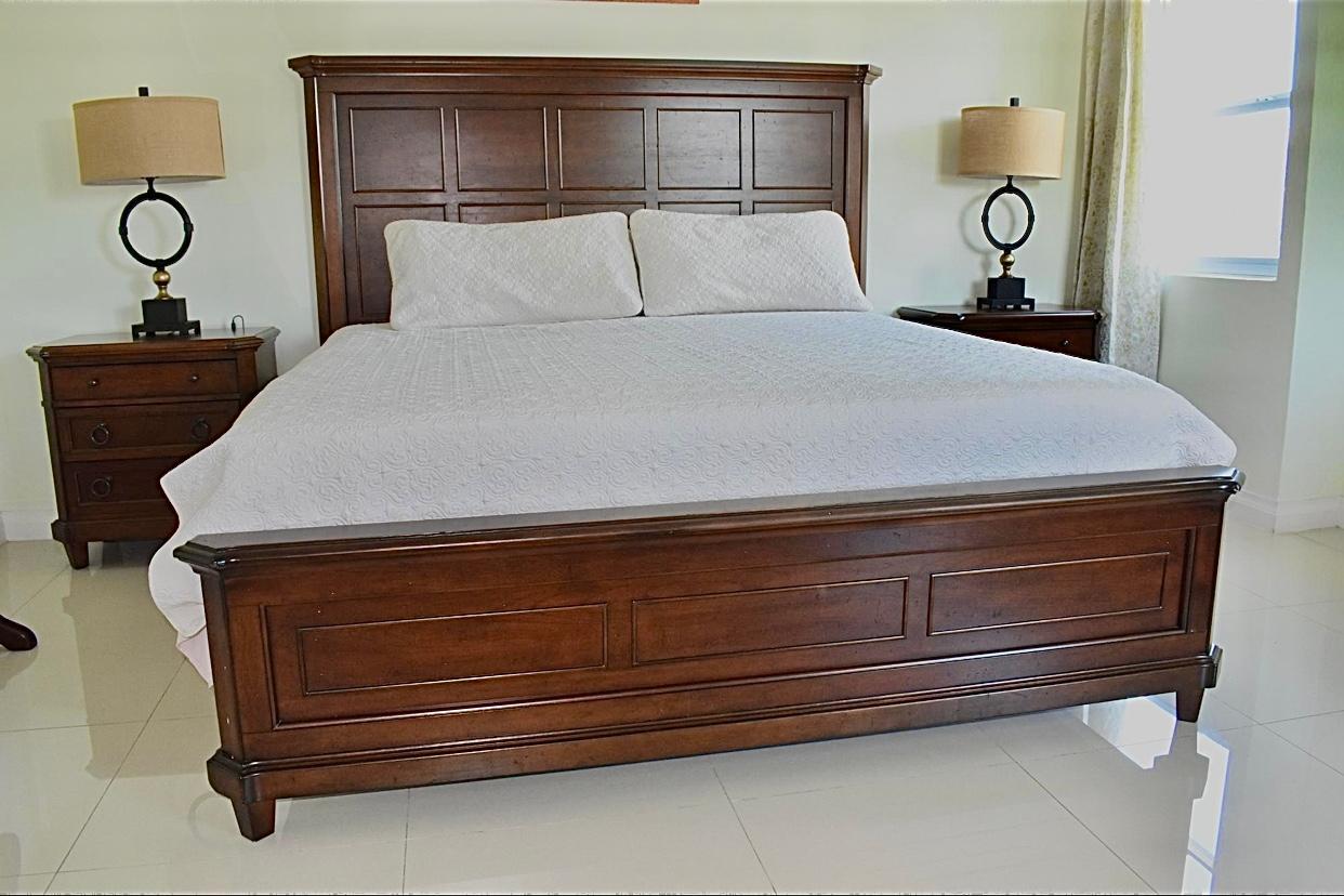 Apartment For Rent: SURBITON ROAD, KINGSTON, Kingston 10 | $1,400 photo 10