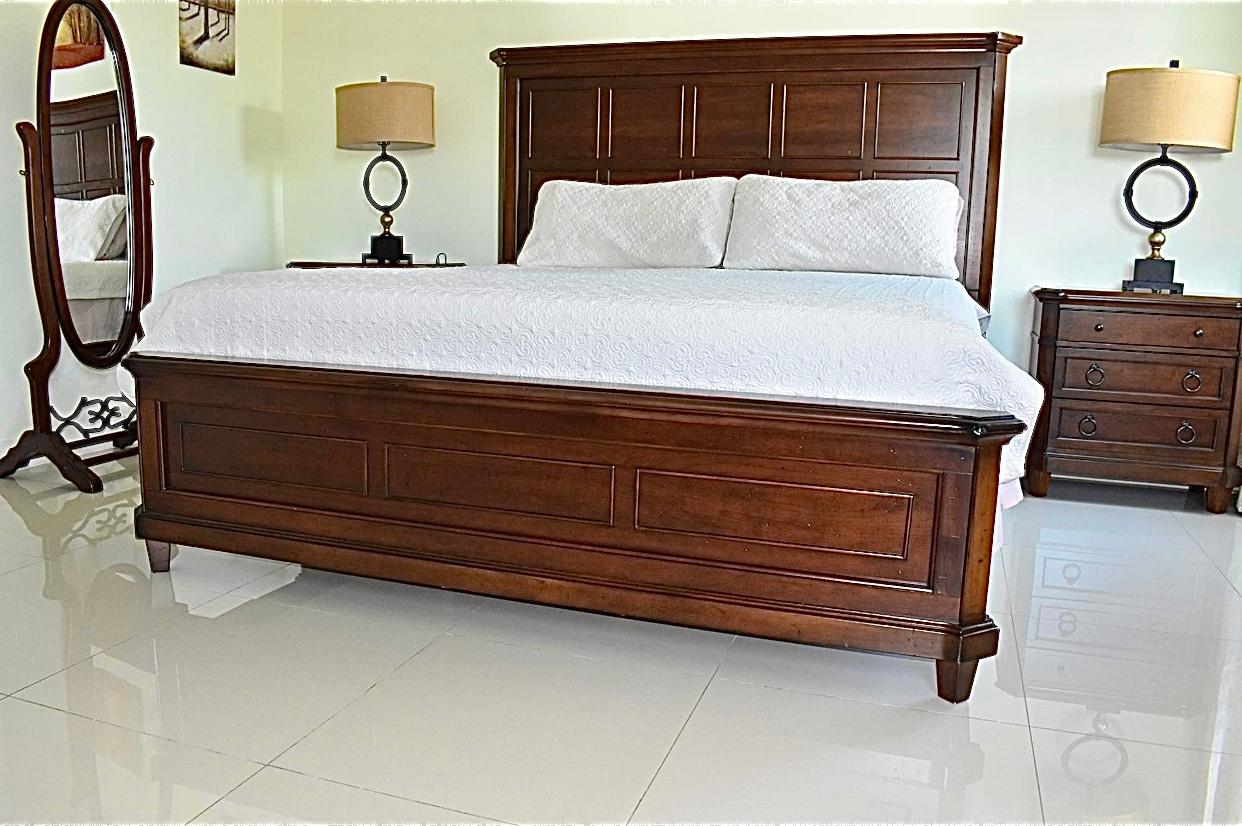 Apartment For Rent: SURBITON ROAD, KINGSTON, Kingston 10 | $1,400 photo 12