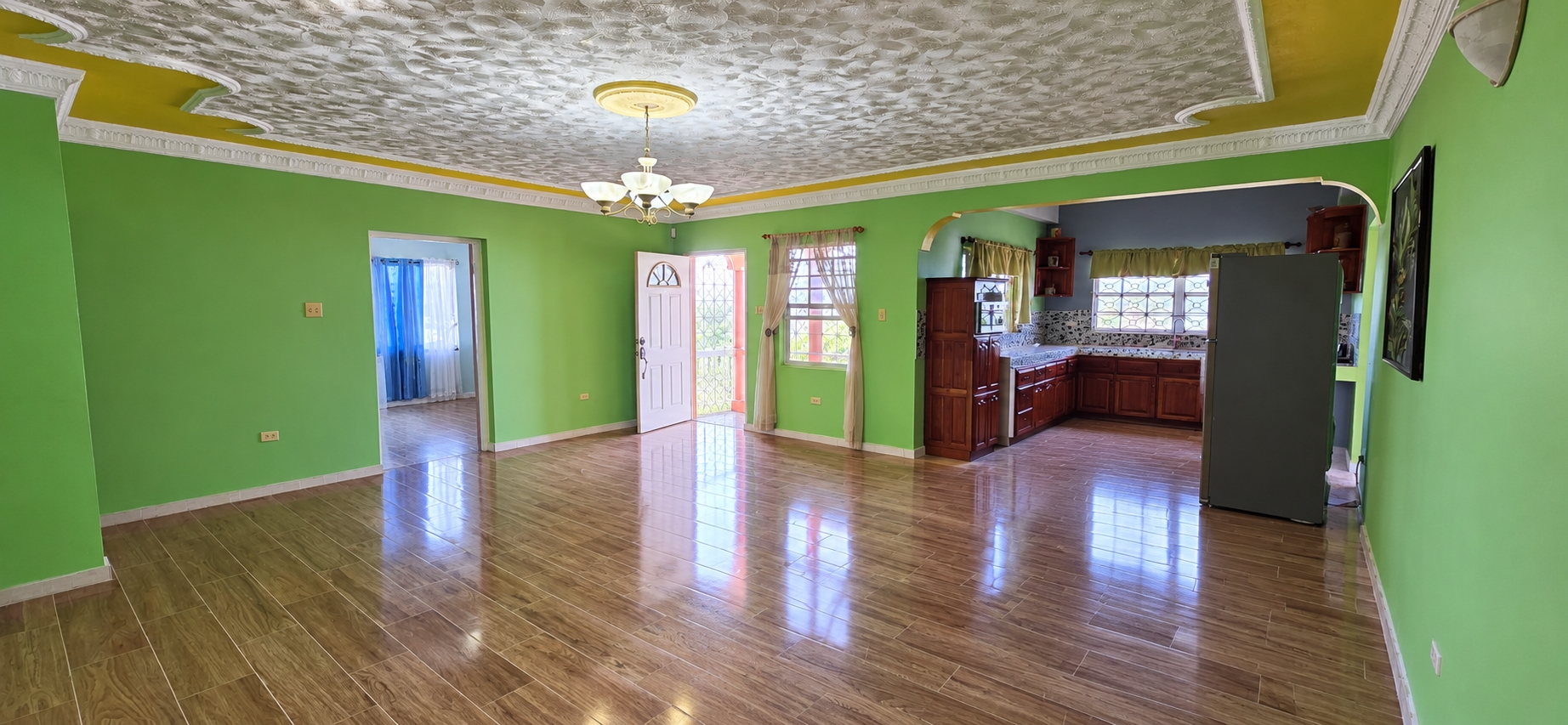 Apartment For Rent: TORADO HEIGHTS, Ironshore | $1,300 photo 12