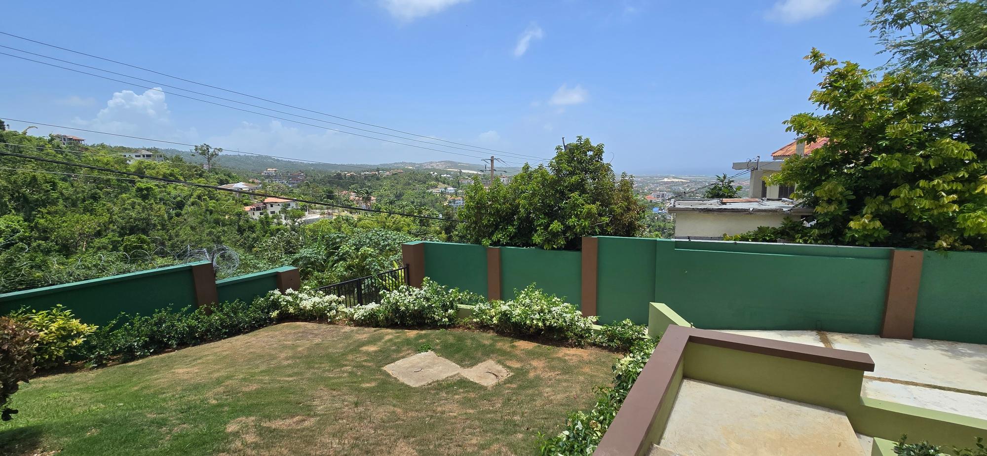 Apartment For Rent: TORADO HEIGHTS, Ironshore | $1,300 photo 23