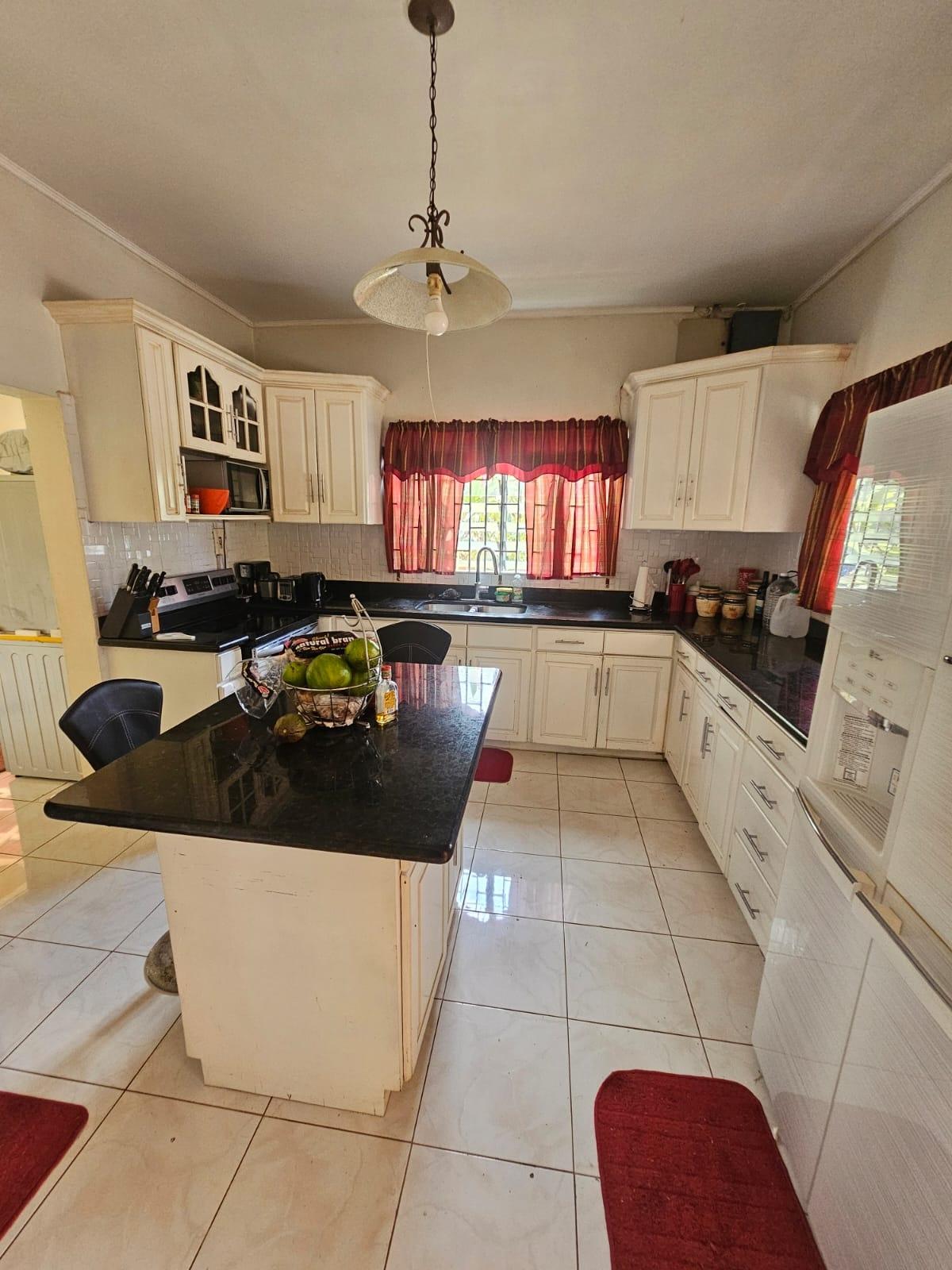 House For Rent: RIDGEFIELD AVENUE, Kingston 8 | $350,000 photo 5