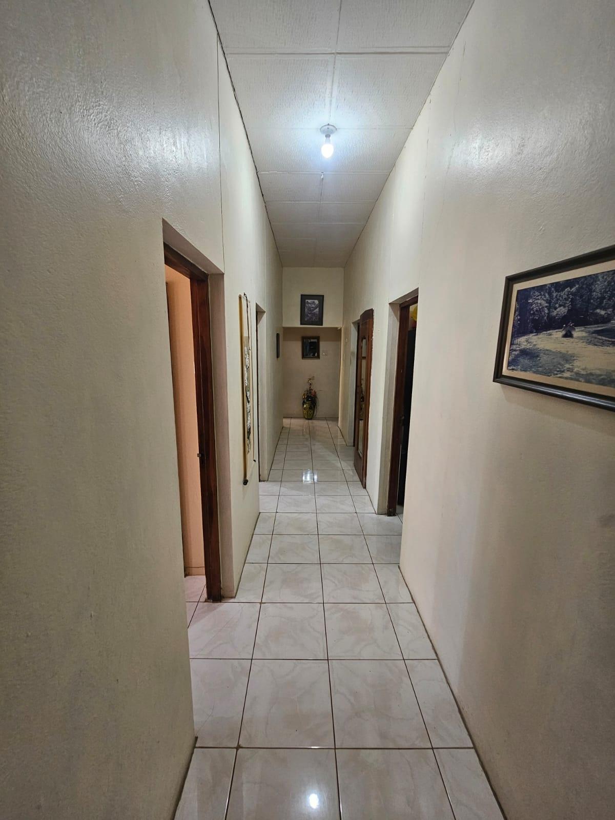 House For Rent: RIDGEFIELD AVENUE, Kingston 8 | $350,000 photo 8