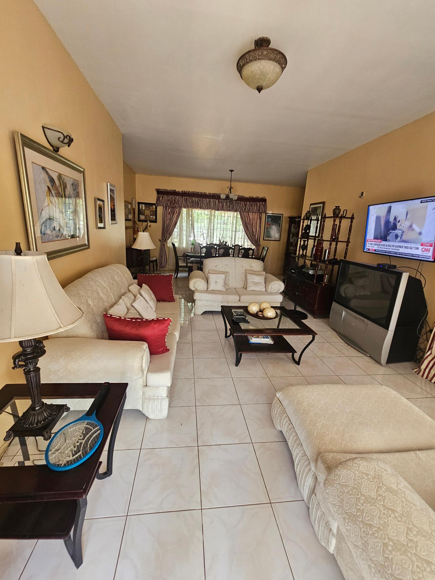 House For Rent: RIDGEFIELD AVENUE, Kingston 8 | $350,000 photo 10