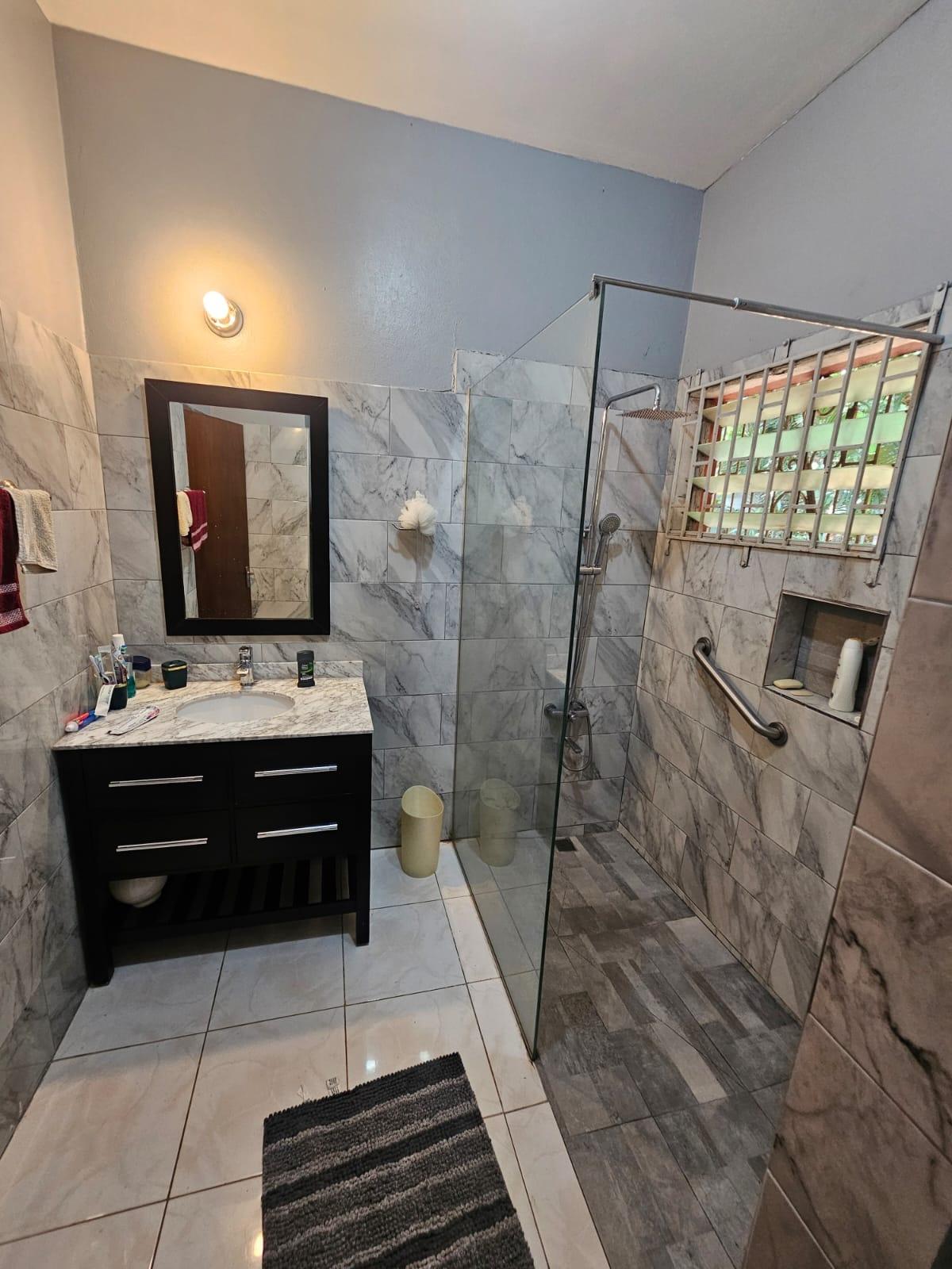House For Rent: RIDGEFIELD AVENUE, Kingston 8 | $350,000 photo 14