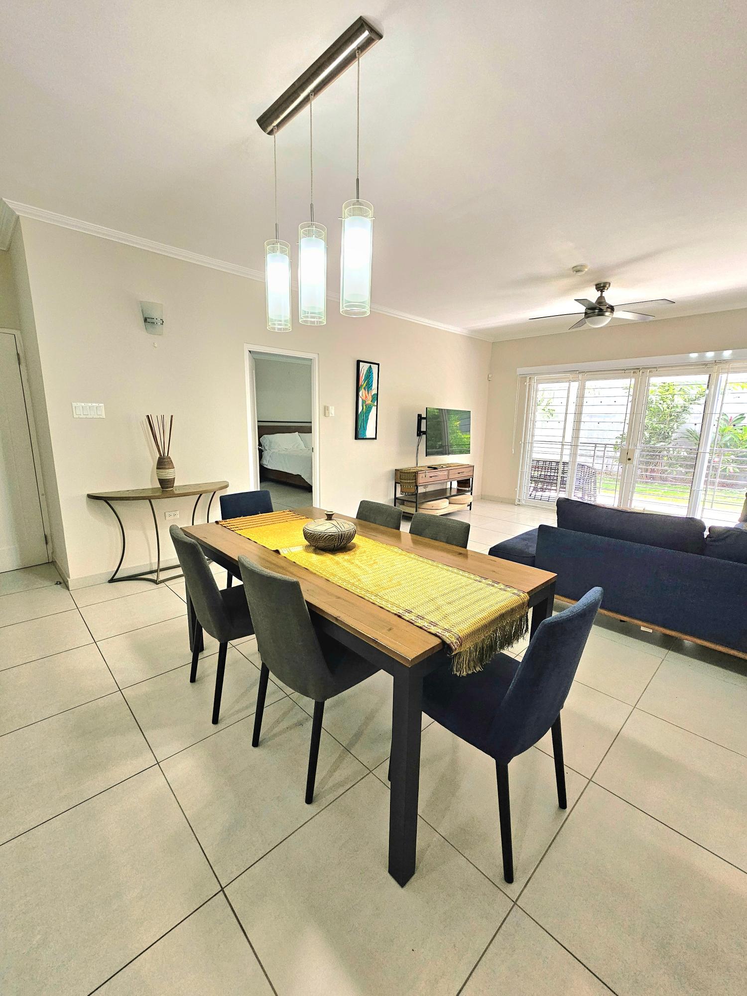 Apartment For Rent: GARDEN CLOSE, Kingston 8 | $2,700 photo 6