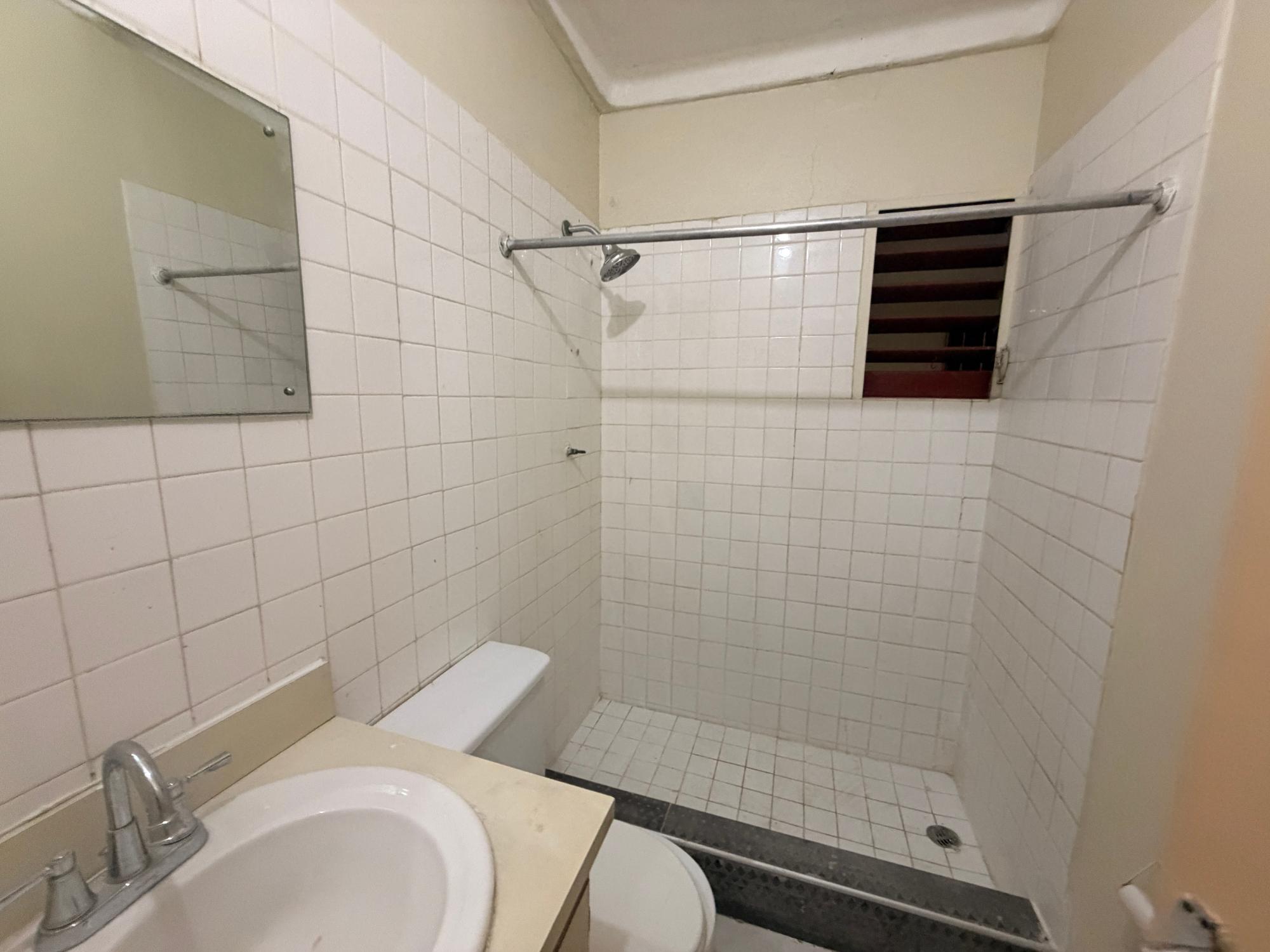 House For Rent: CLARKE AVENUE, Kingston 20 | $130,000 photo 5