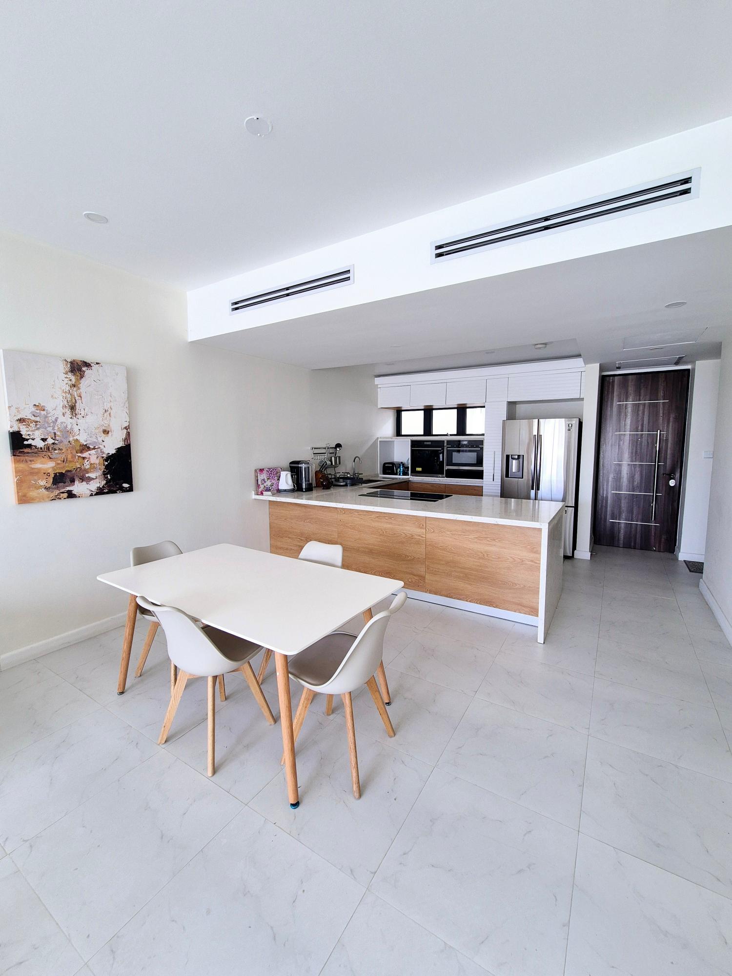 Apartment For Sale: PARADISE BAY, Reading | $480,000 photo 4