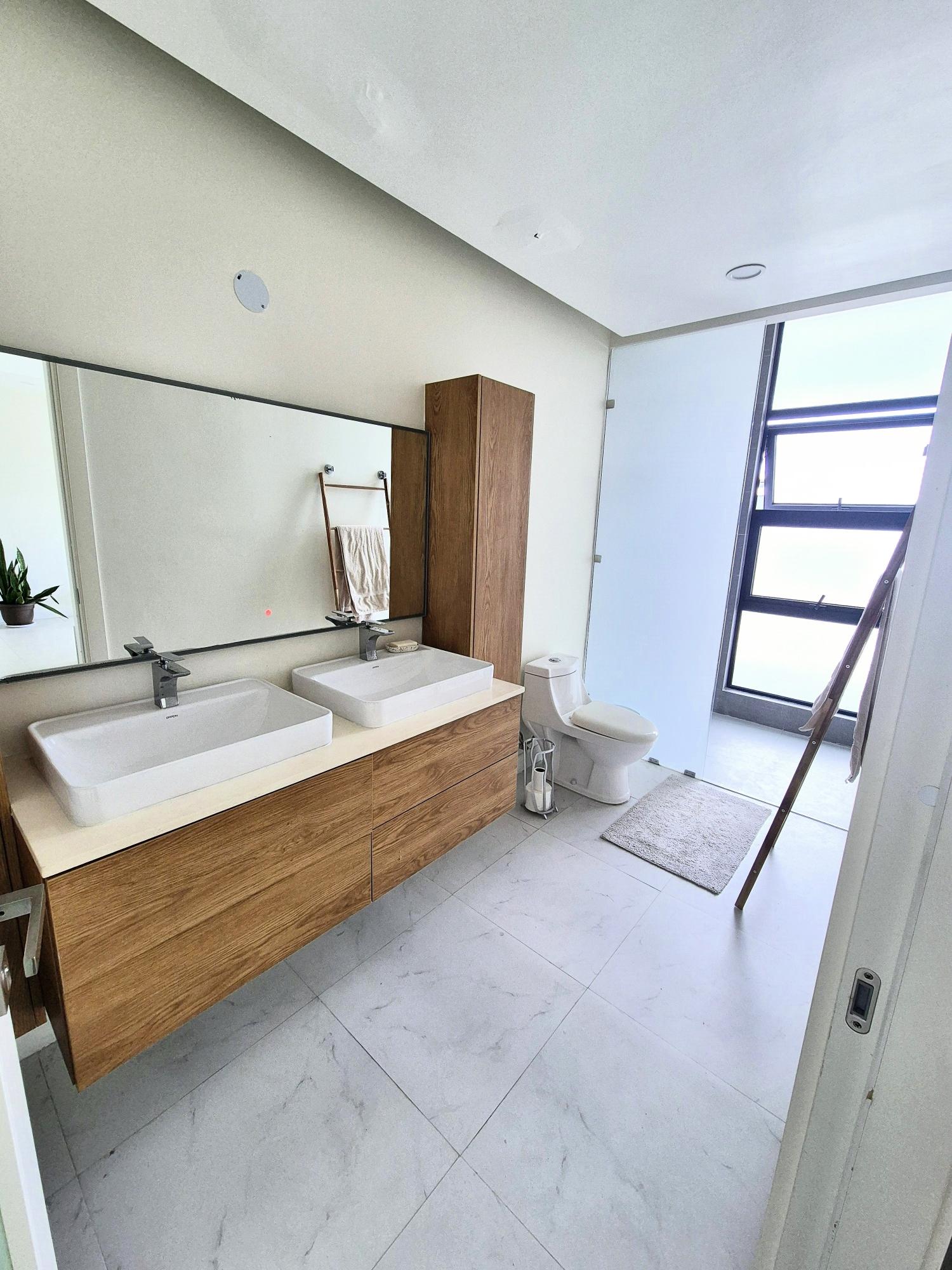 Apartment For Sale: PARADISE BAY, Reading | $480,000 photo 7