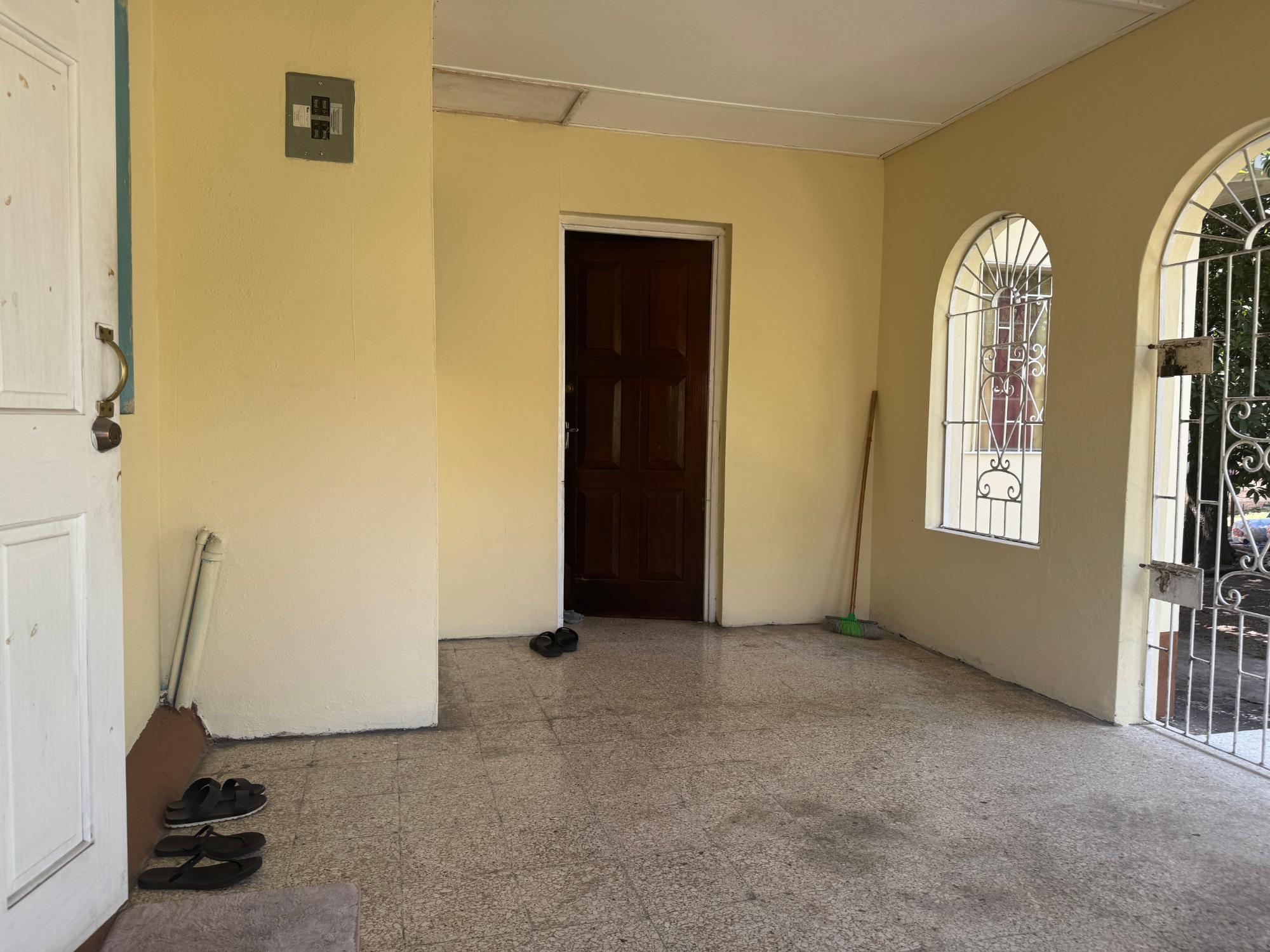 House For Sale: TAVERN CRESCENT, KINGSTON, Kingston 6 | $45,000,000 photo 3